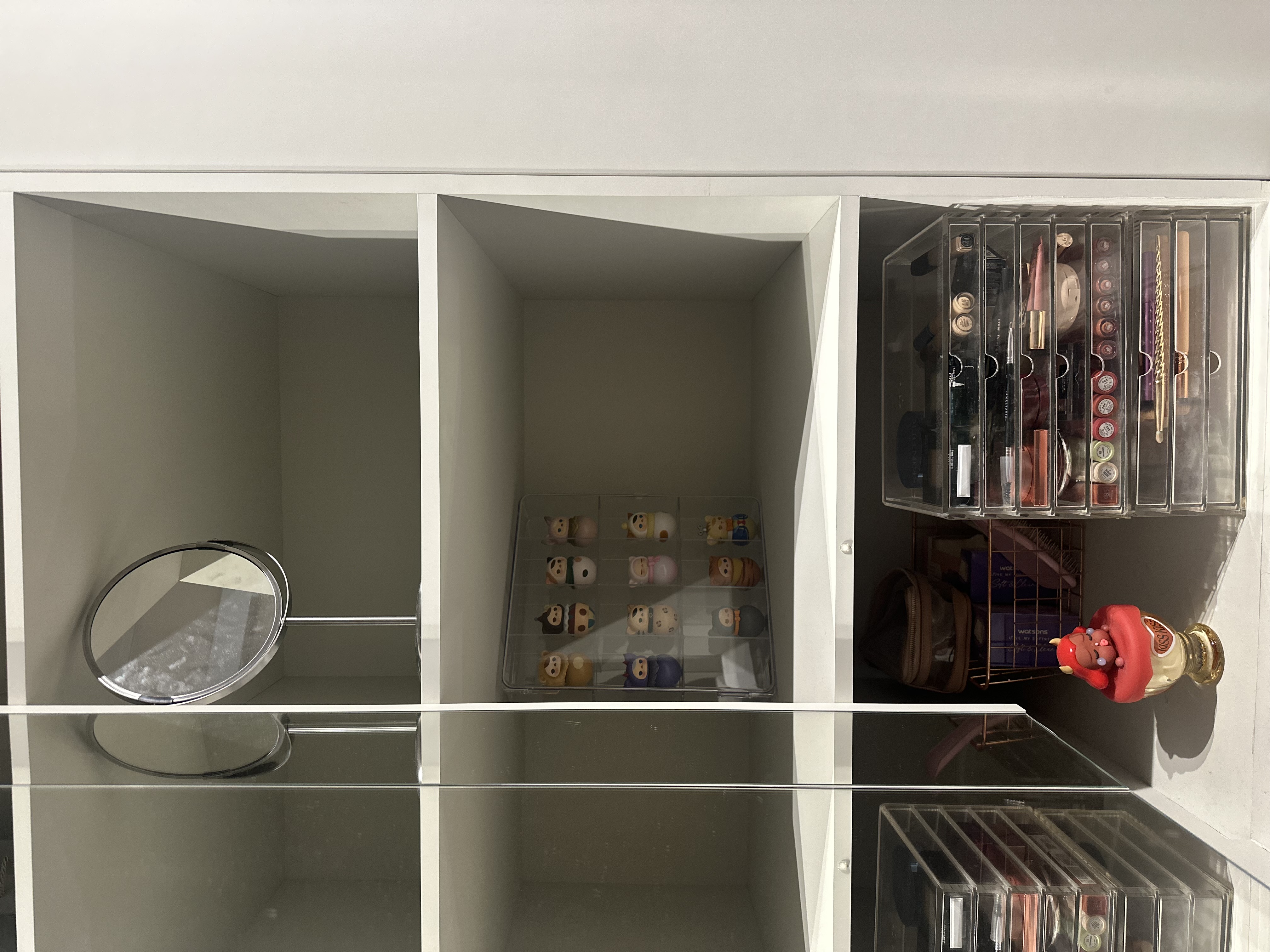 The Bare Room with the Best Seat - the Vanity!