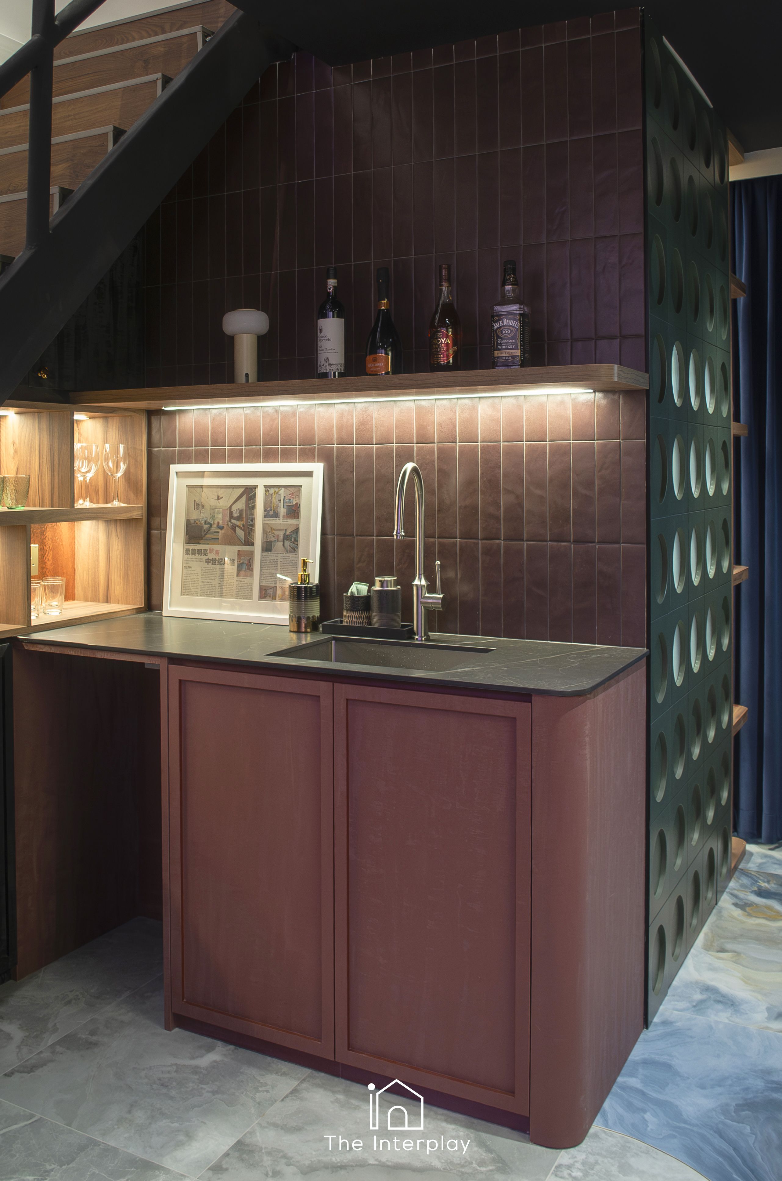 🍷A Touch of Tipsy Elegance in Everyday Life