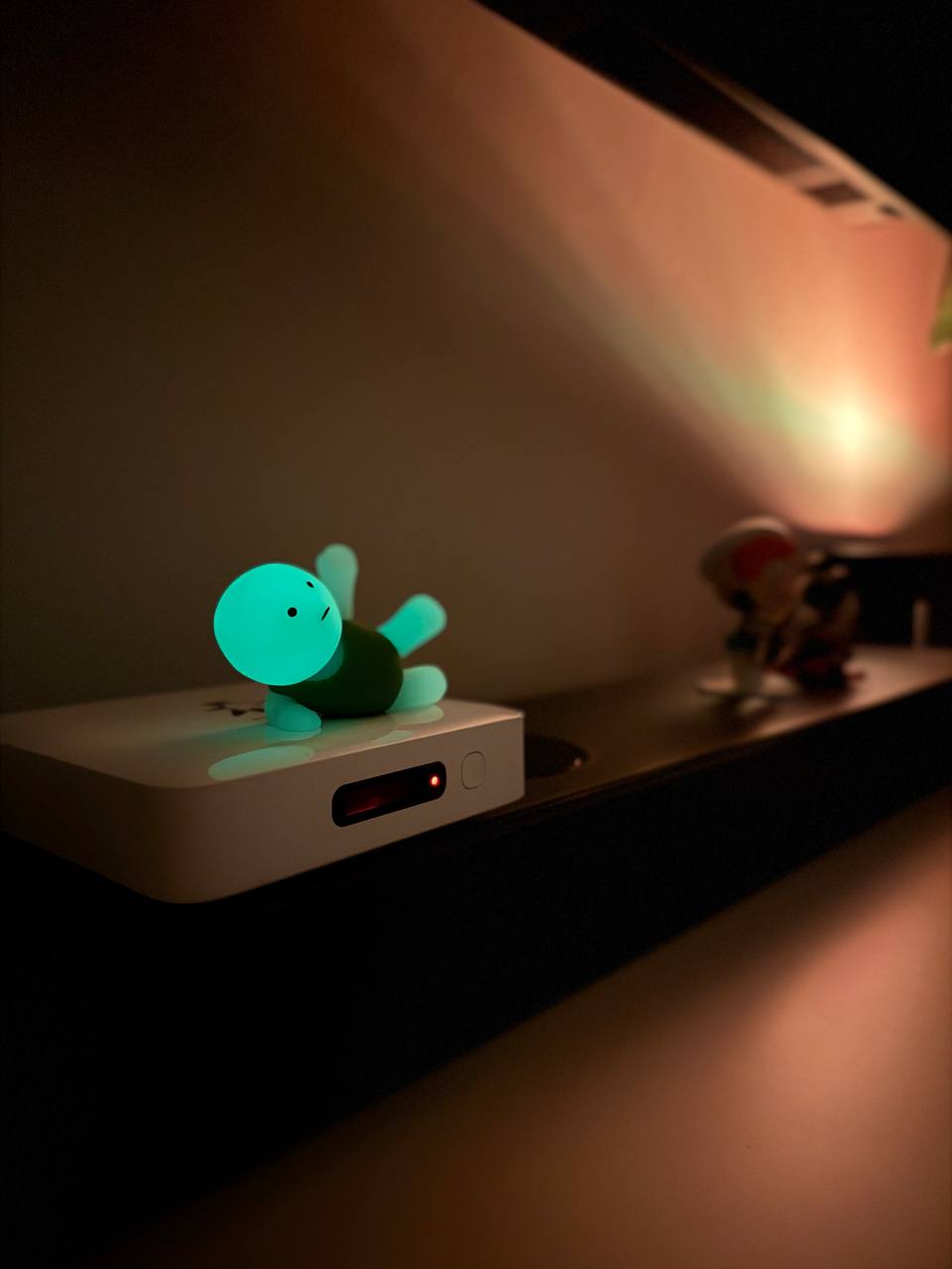 🍦 Our Living Room: Cozy Corners & Clever Hiding Spots