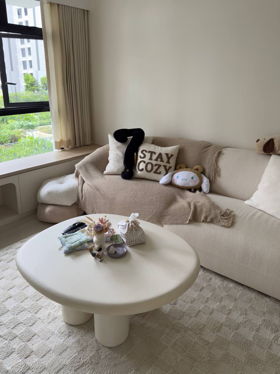 🍦-Our-Living-Room:-Cozy-Corners-&-Clever-Hiding-Spots