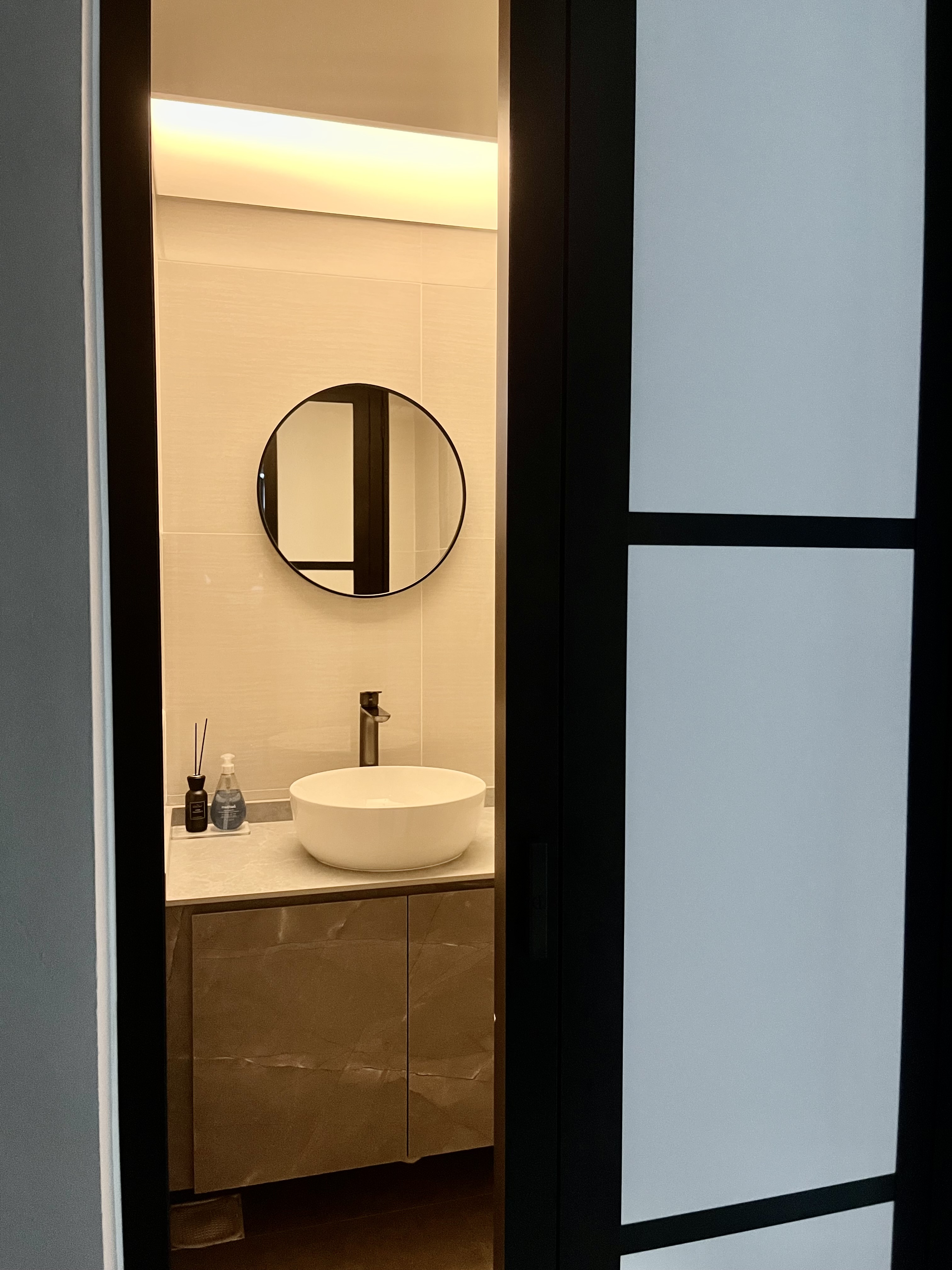 3 cost-saving things we did for our resale bathrooms