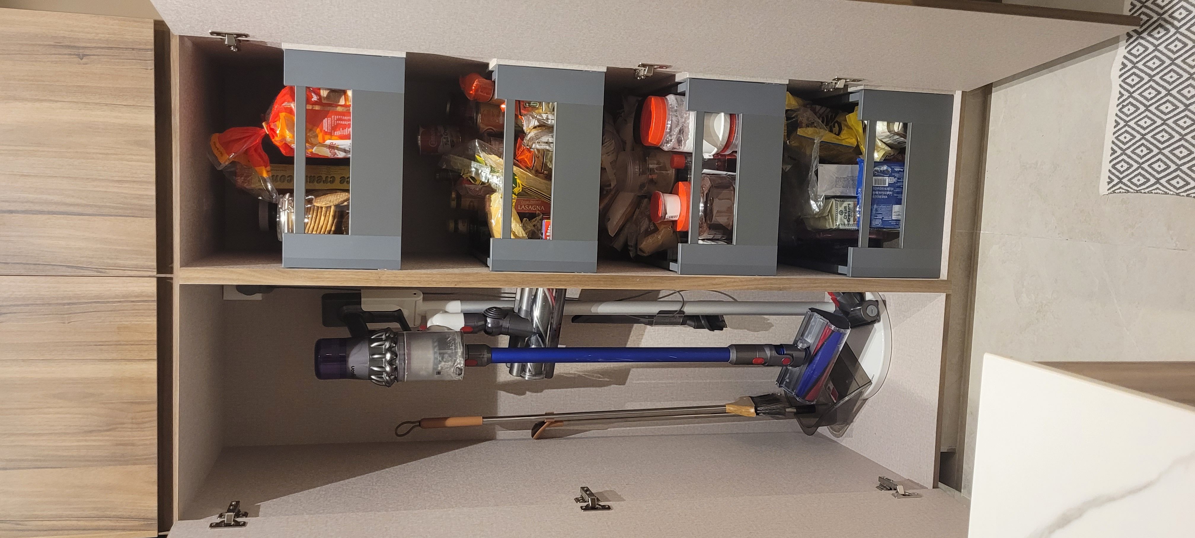 Closed & Squarish Kitchen : How we make it work!