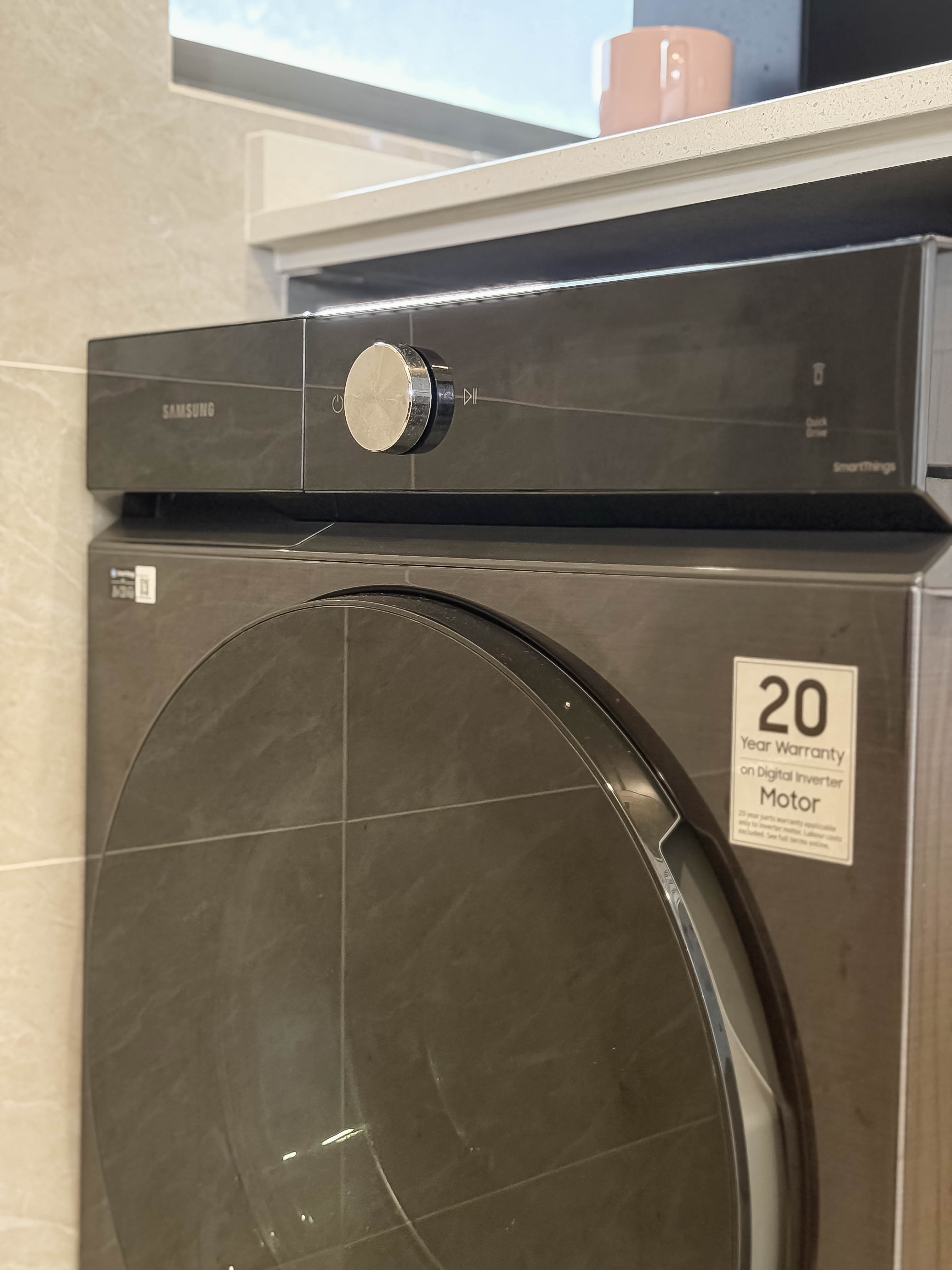 3BR Scandi Condo - No Service Yard? No Problem