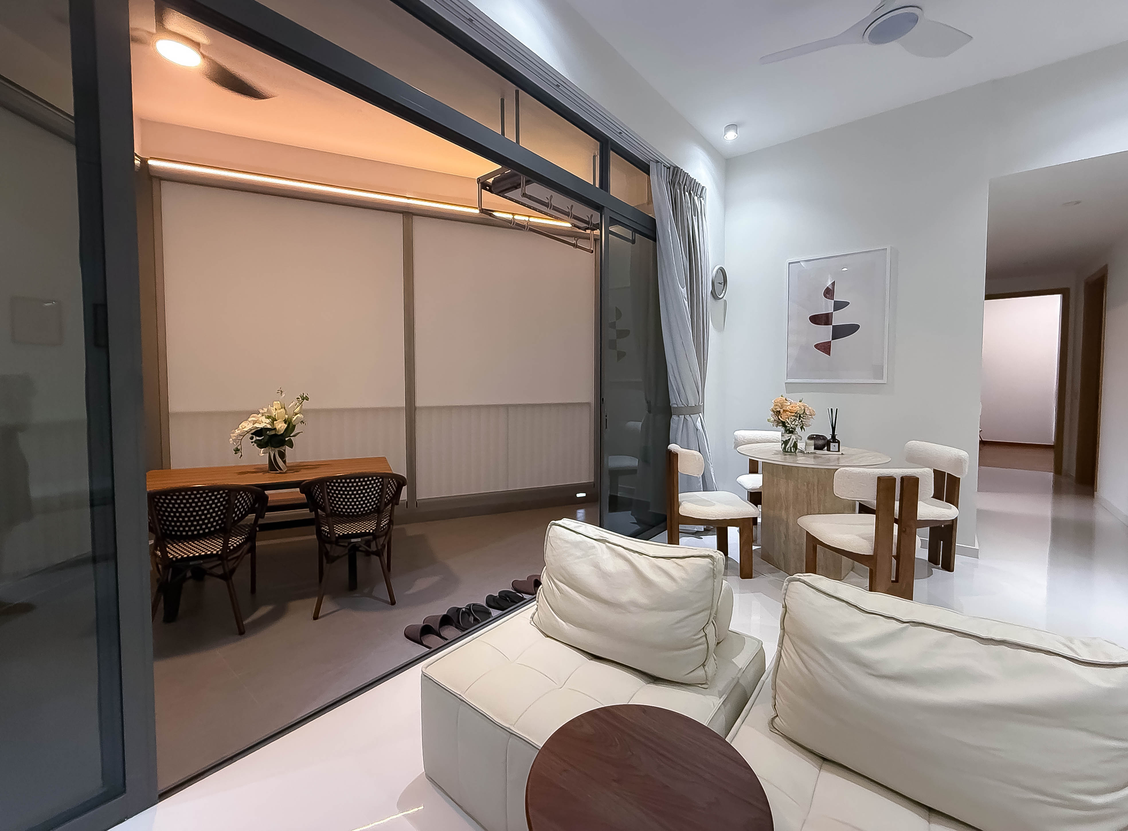 Tips to effectively enlarge your living space with the balcony