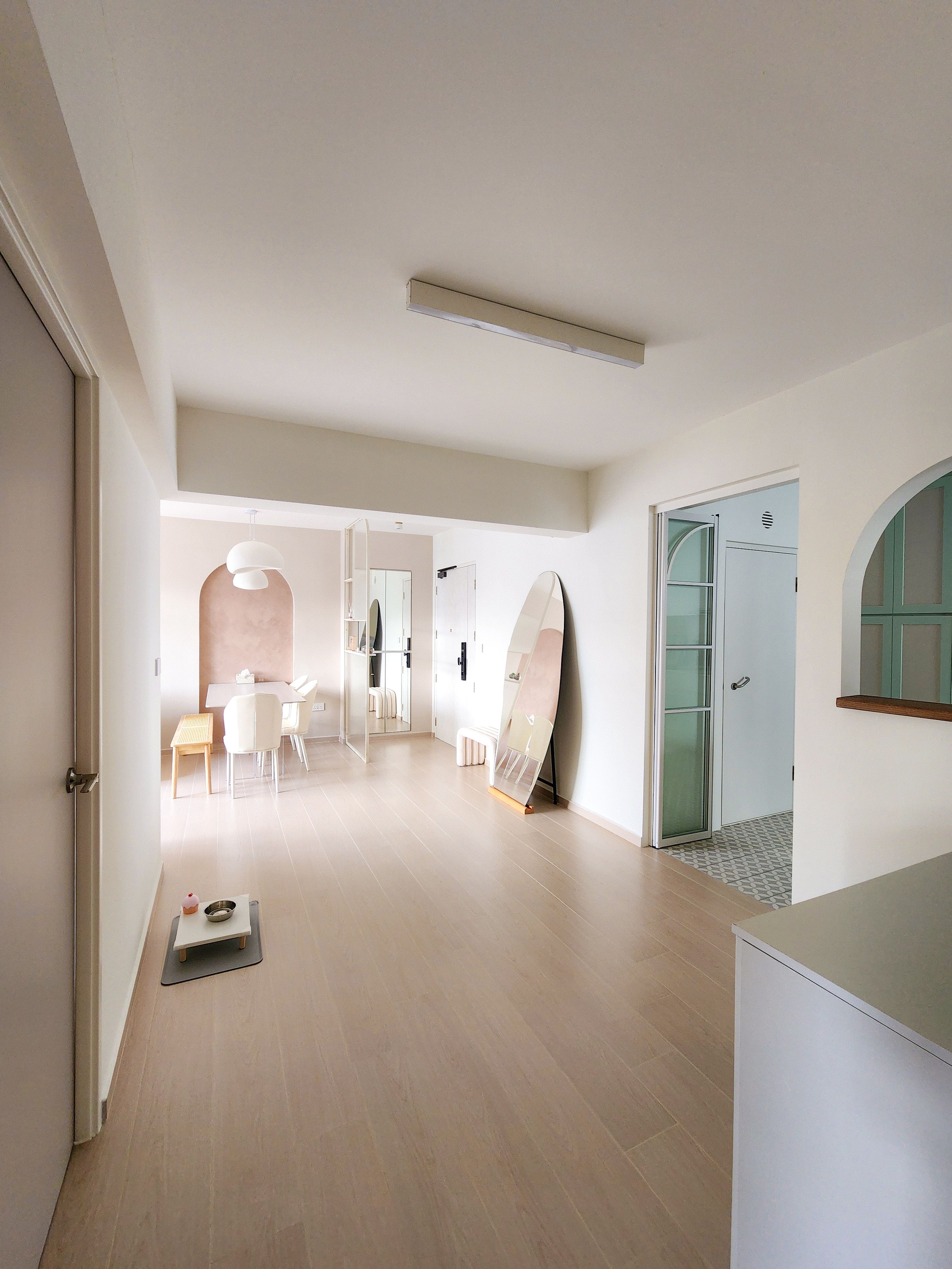 Home tour: $60k 4rm reno for a creamy home with arches and curves