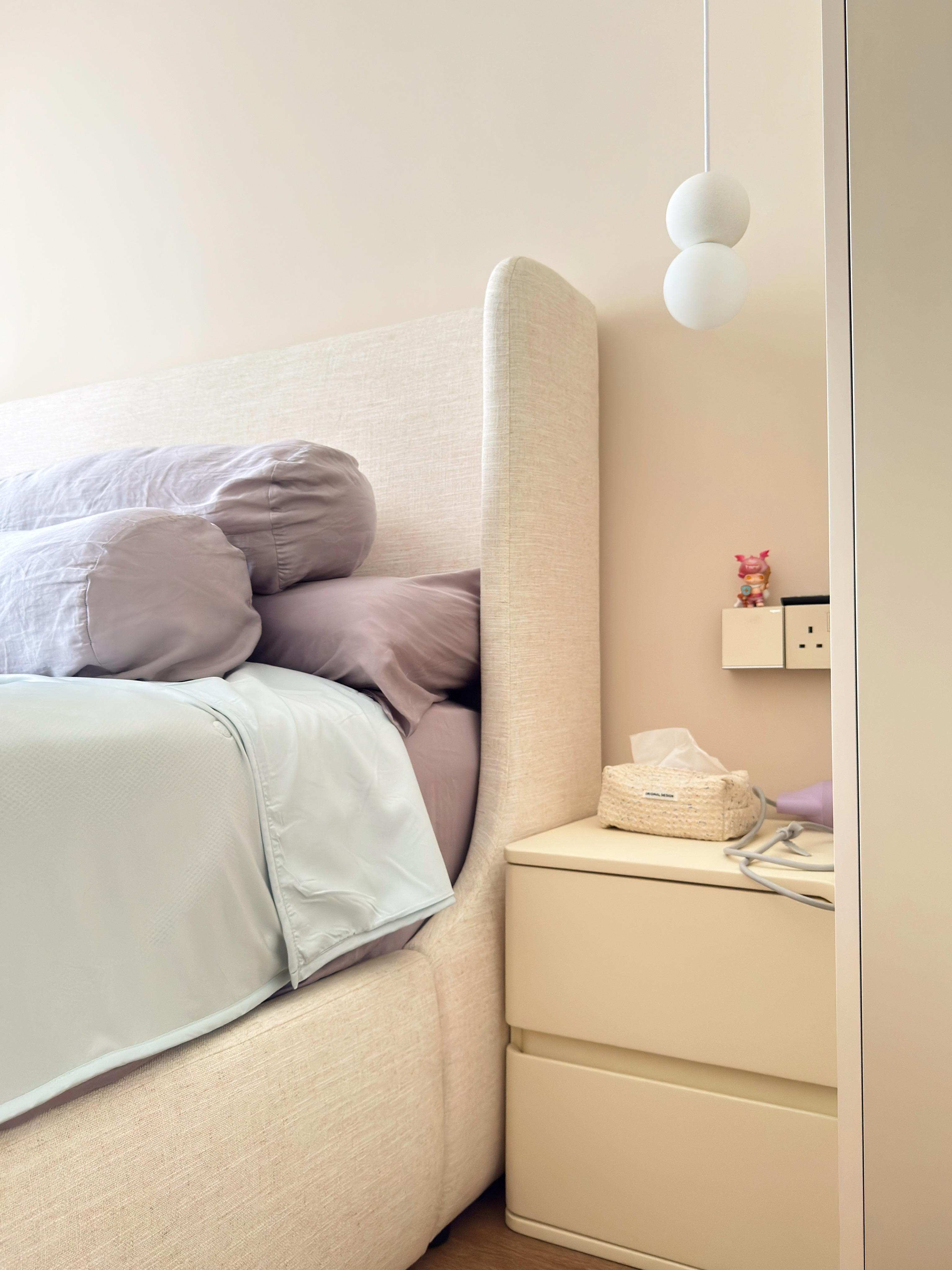 Our Cream Minimalist Bedroom: Where Form Meets Function 🍦☁️