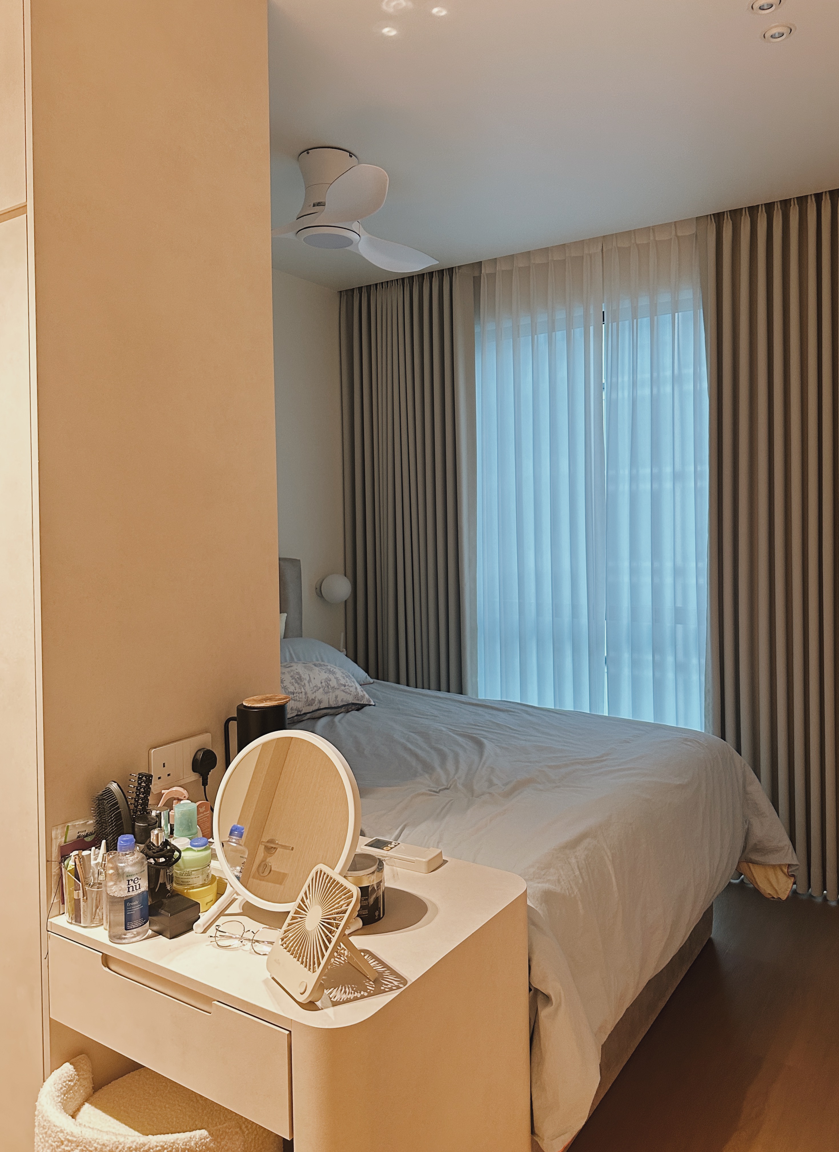 Quietly Minimal:  A Peek Into My Bedroom