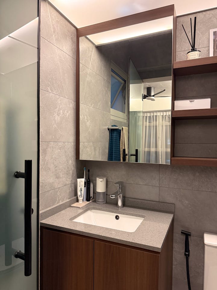 Bathroom Glow-Up: Same Layout, Totally Different Vibe 🚿✨