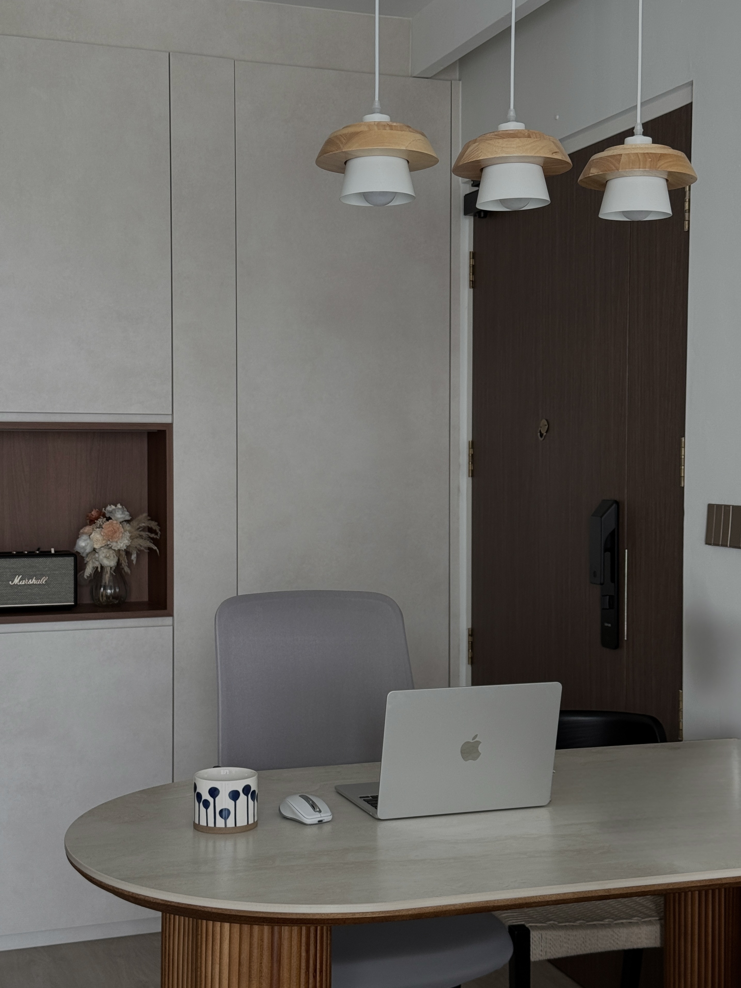 Dining area: Daylight for deadlines, moonlight for meals.