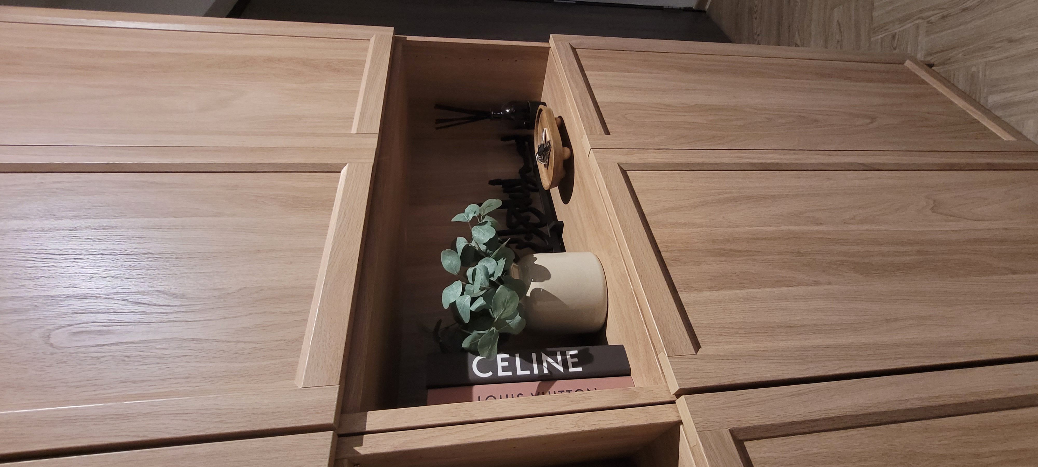 The entryway to... our Home 🤎🖤