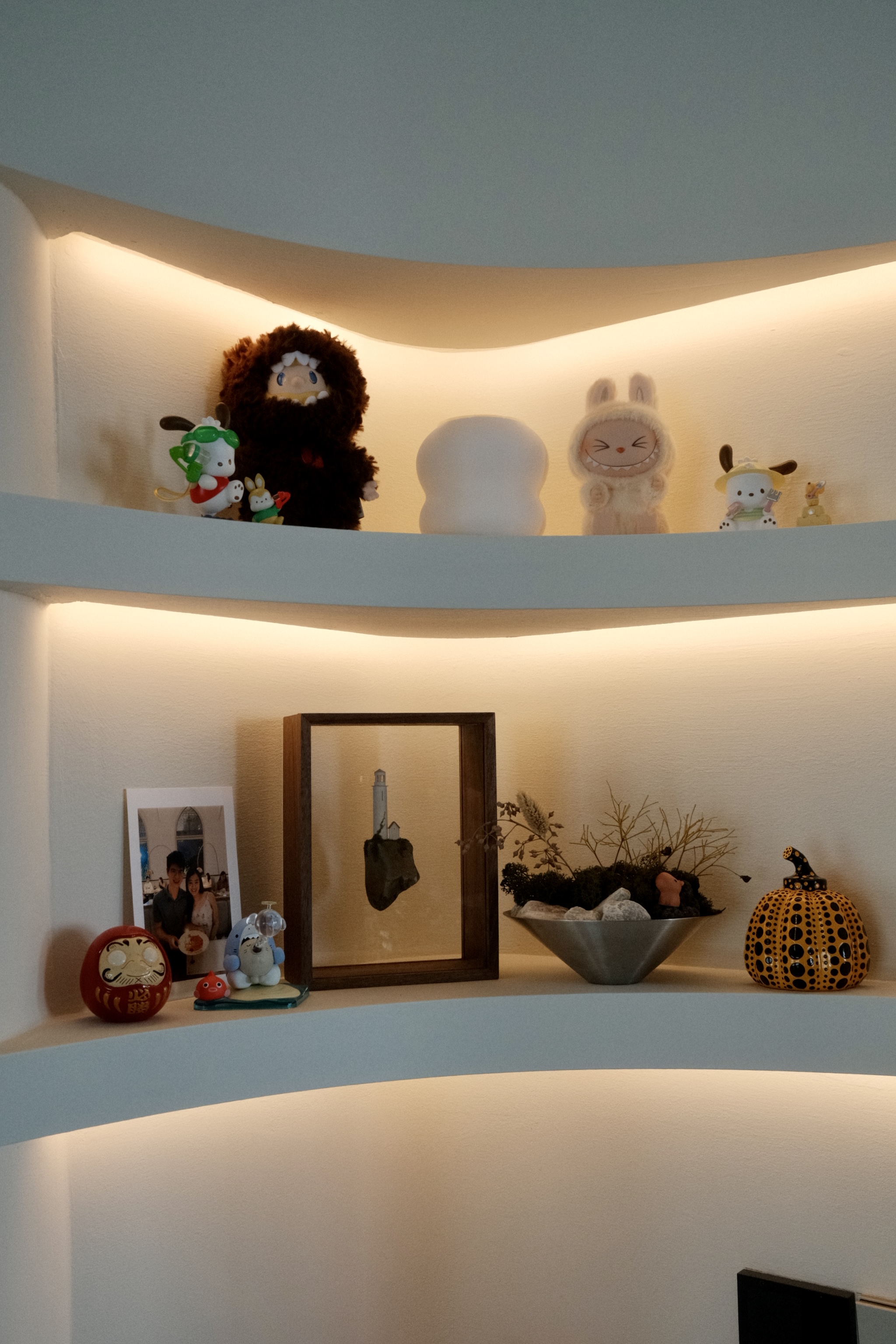 How we planned in-built & off-the-rack displays for knick knacks 🧸