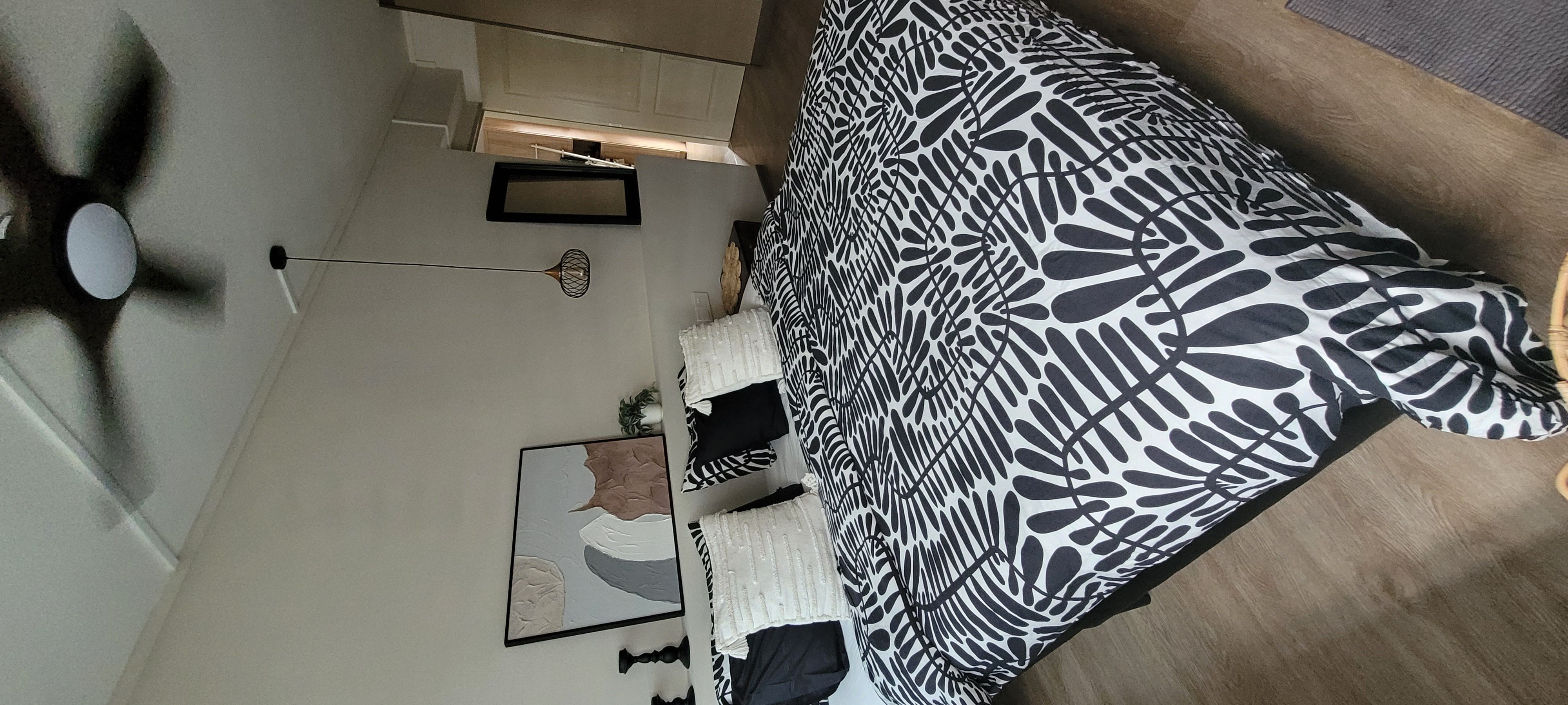 Master-Bedroom,-a-place-of-retreat.