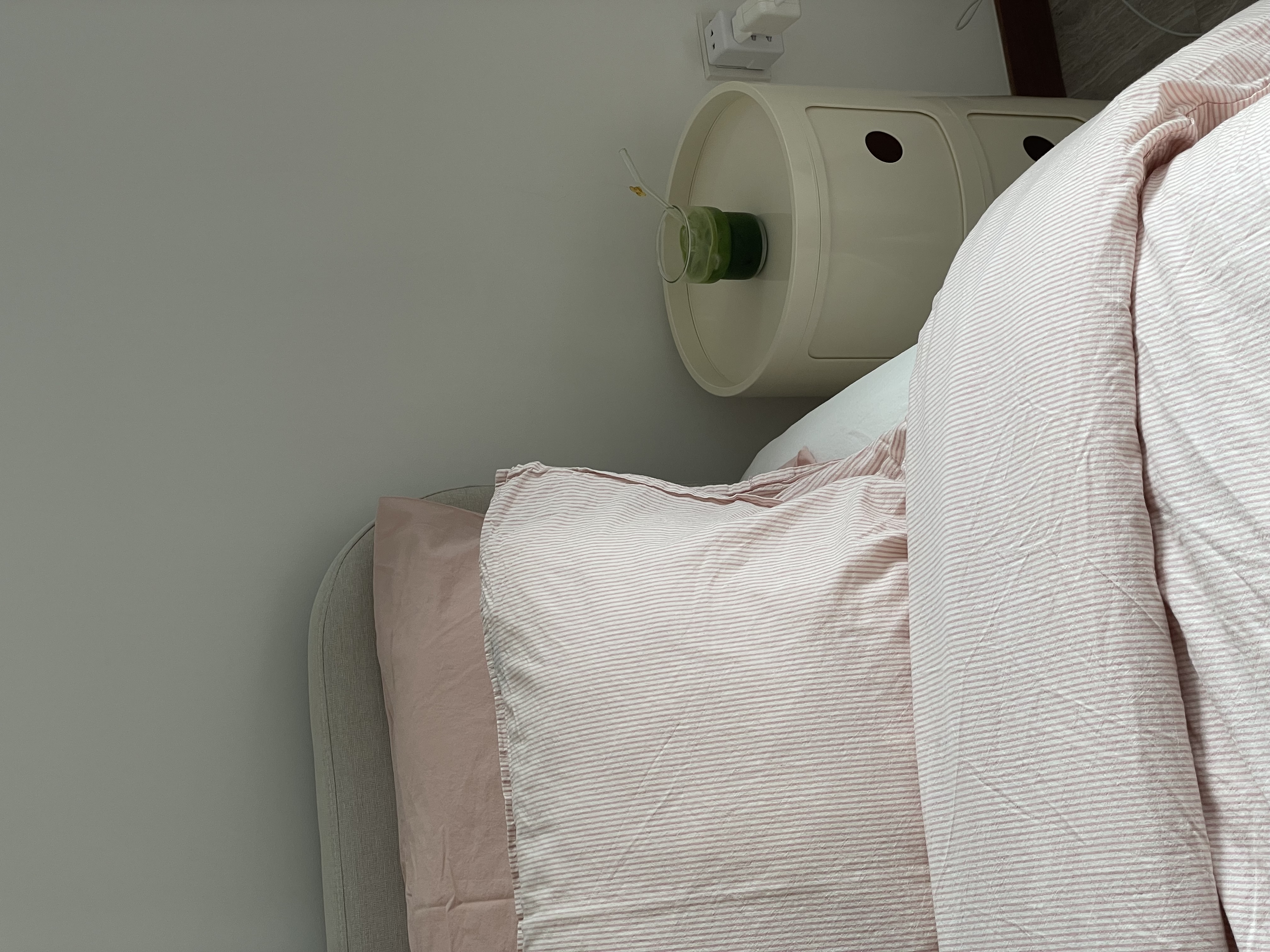 Soft-&-Cozy-Bed-Styling-🌸