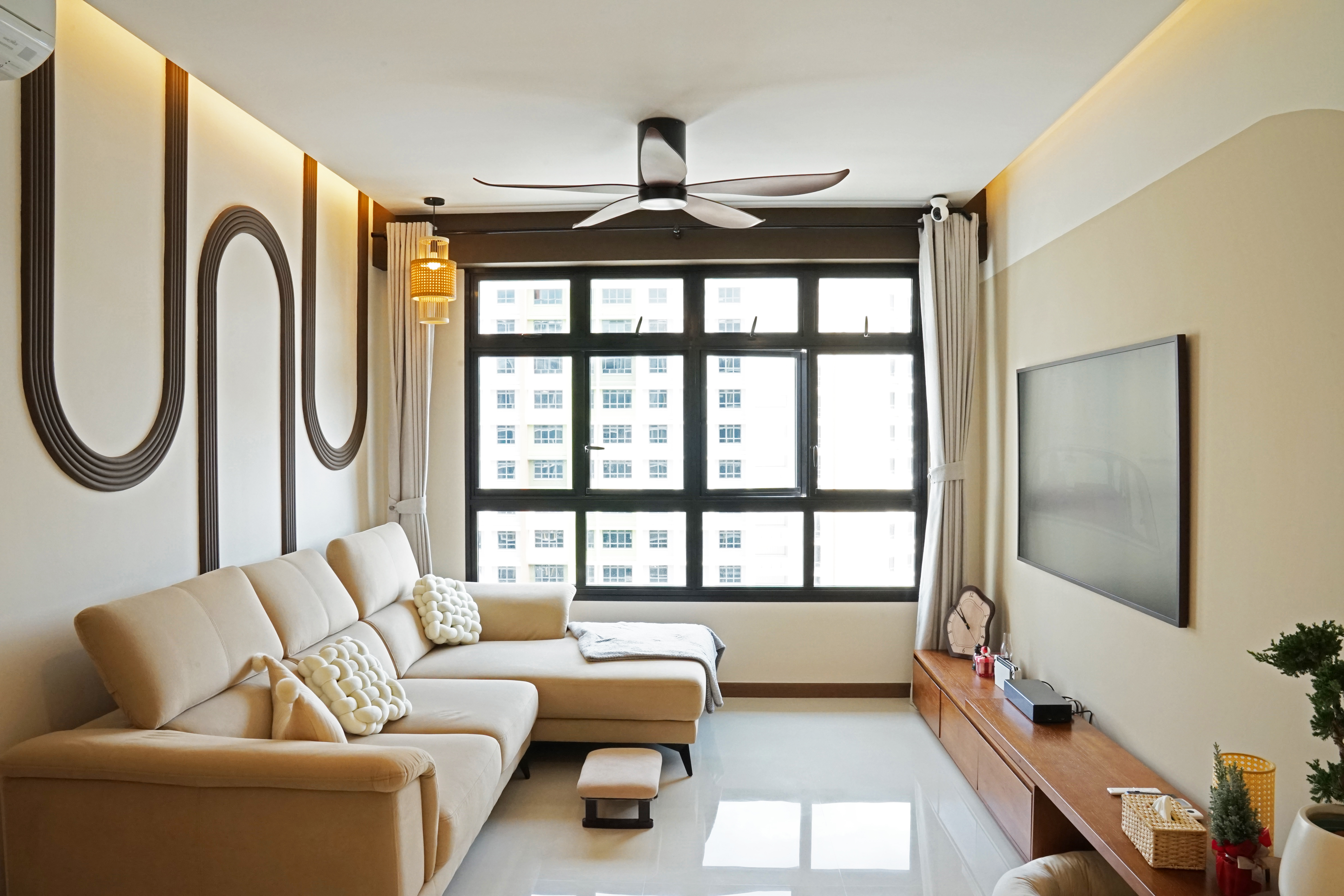 House Tour: A natural yet elegant charm Modern Baline in a 5-Room BTO