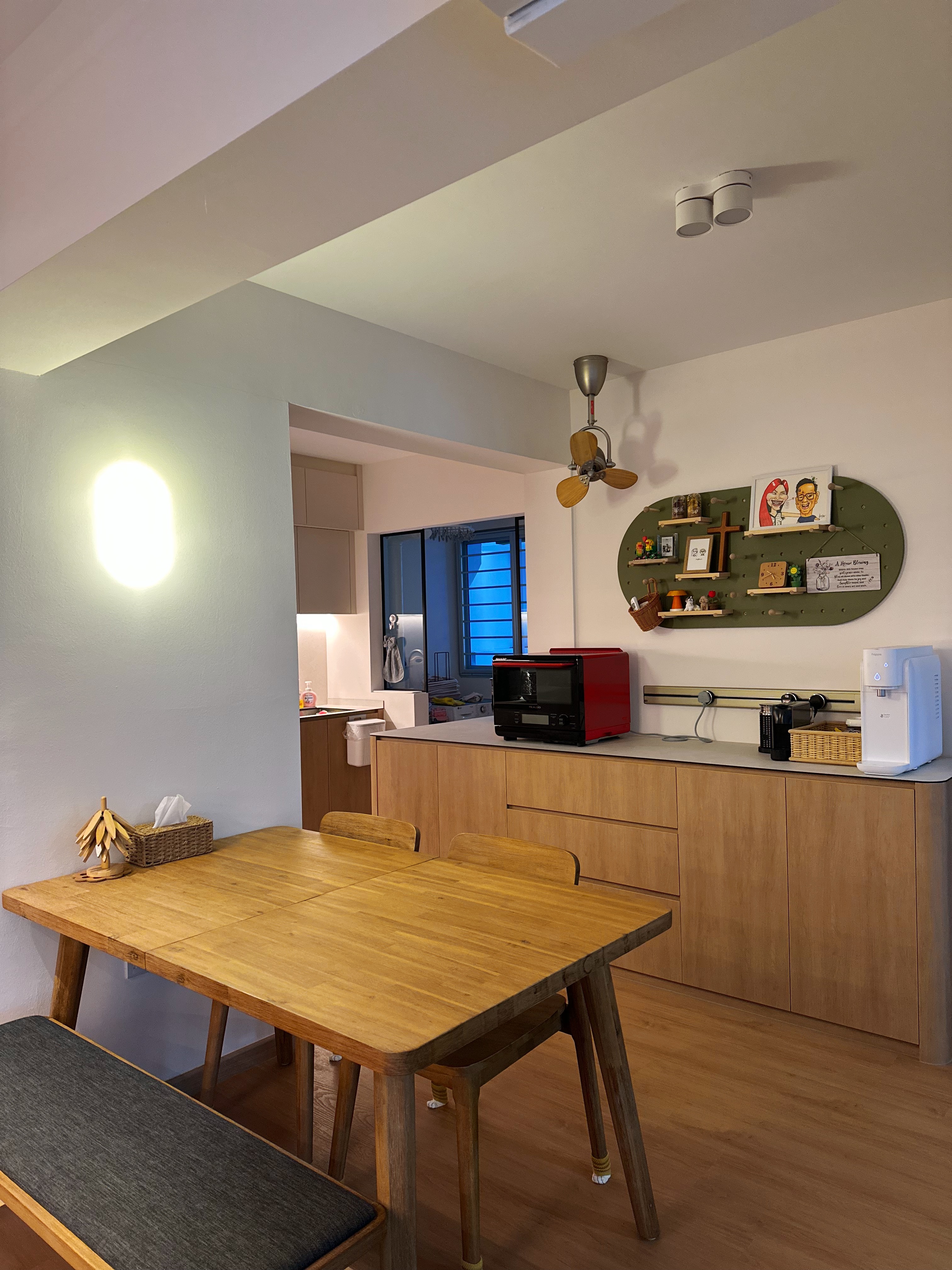 🍽️-From-pirate-crew-to-cooking-crew-—-welcome-to-our-kitchen-&-dining