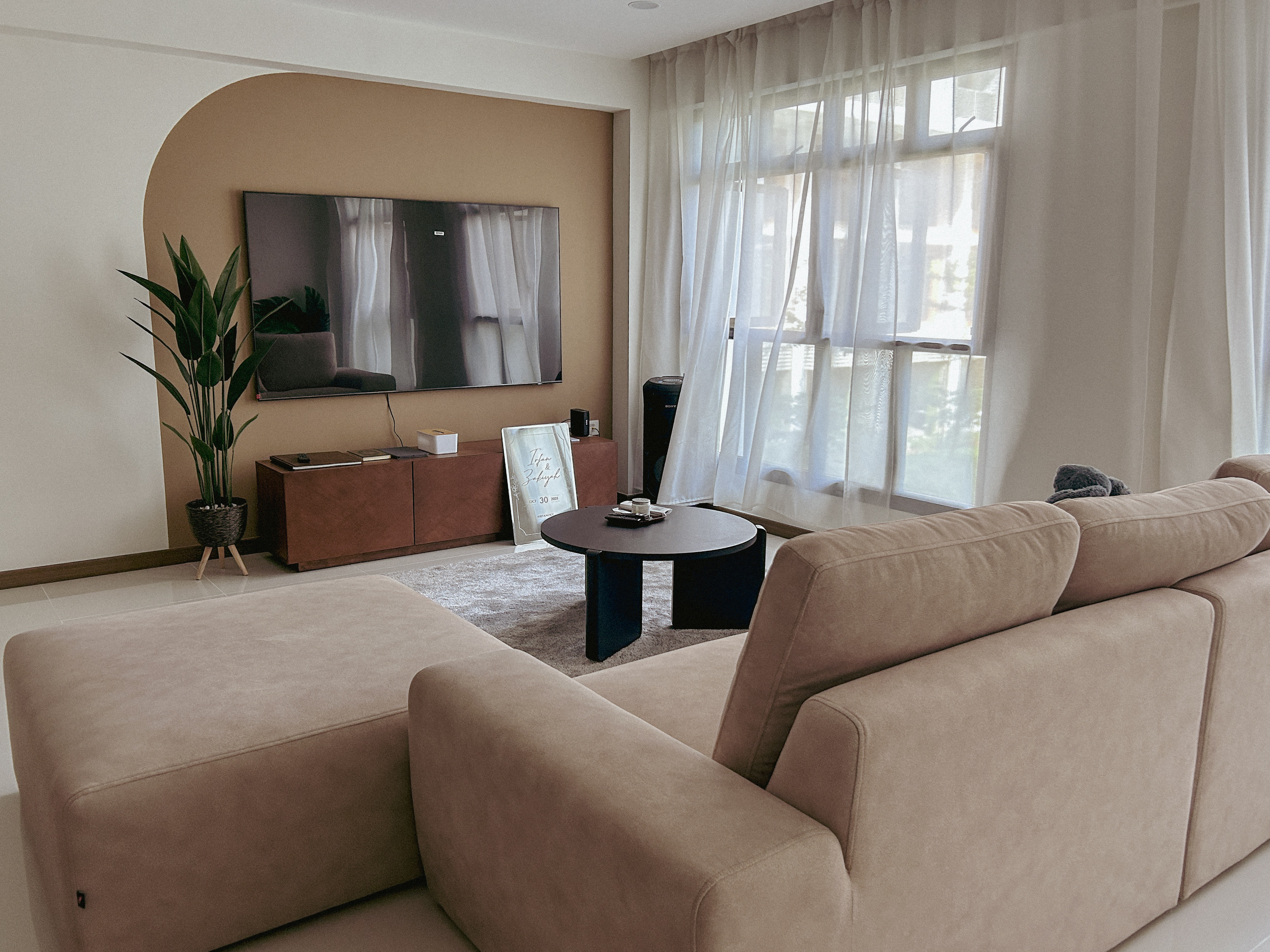 The house tour; we bought ALL our furnitures from Malaysia!! 😱