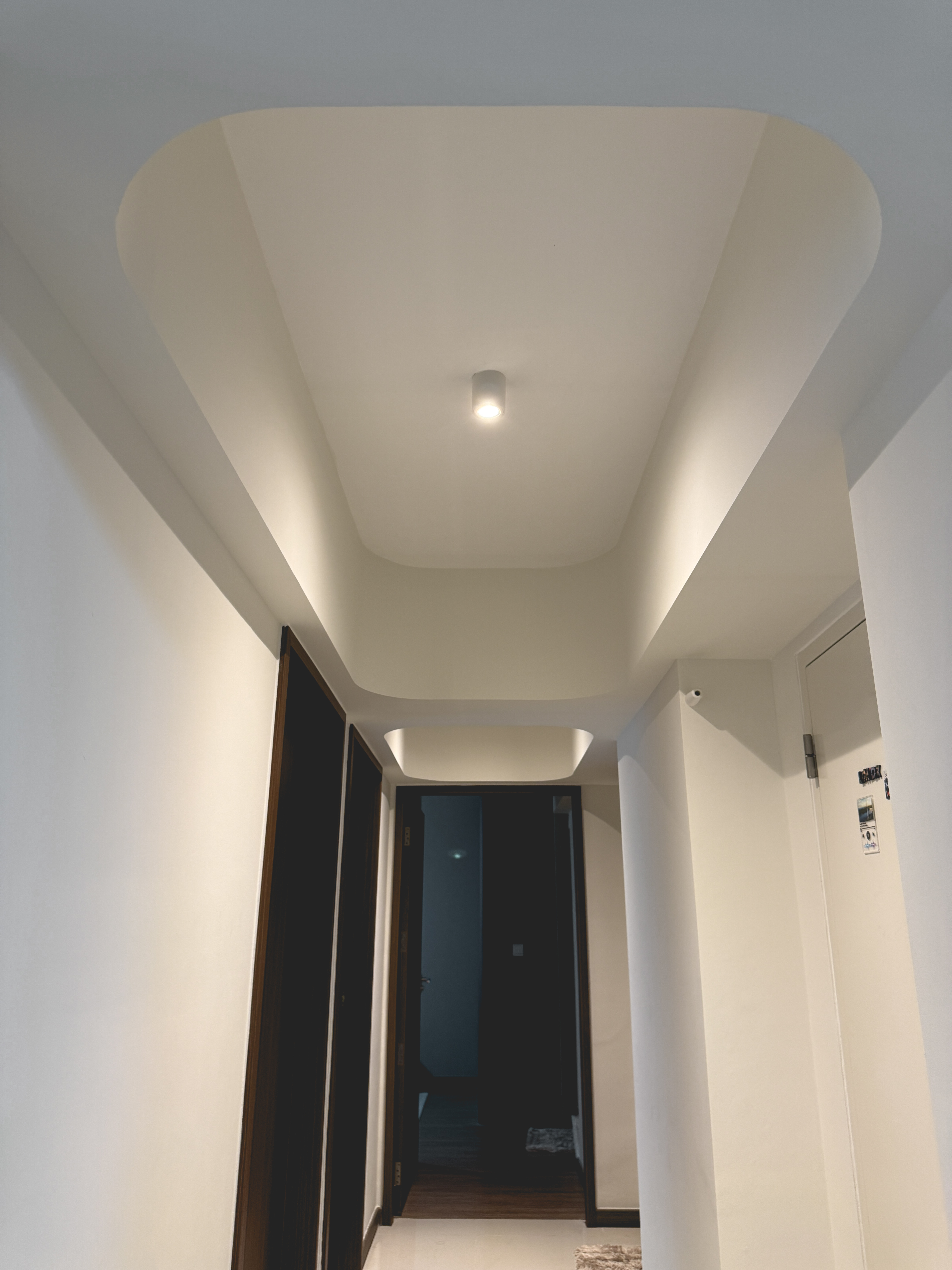 More curves in this house! A nicer way to hide your aircon trunking!