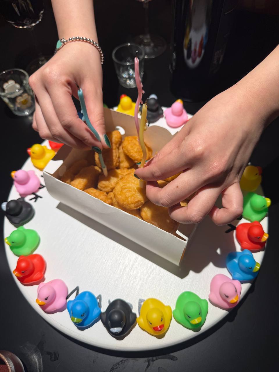 Colorful meals with fun kitchenware 🤭