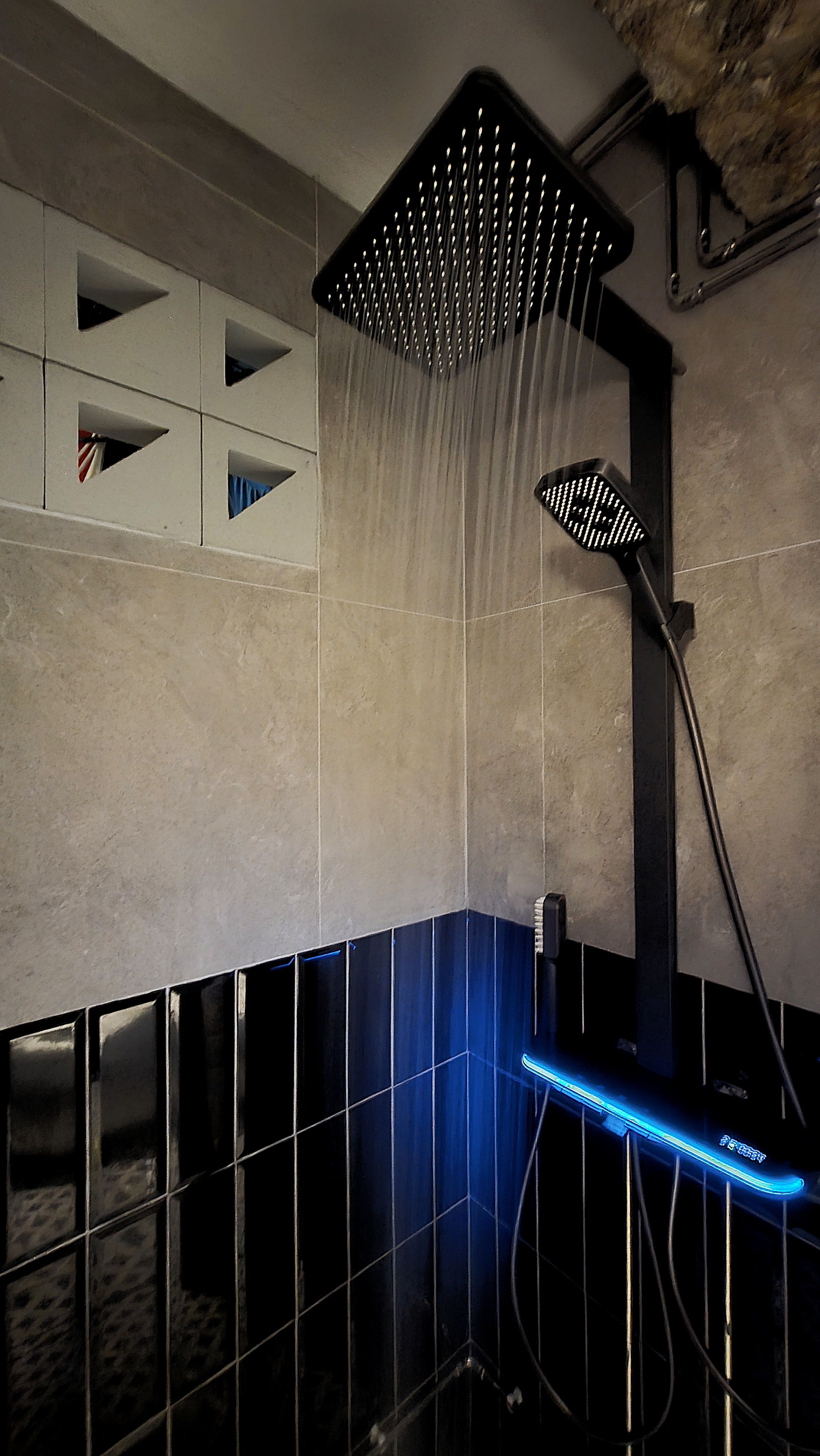 The Raw Edge : Uncovering the Beauty of a Brutalist 3 Room HDB Resale