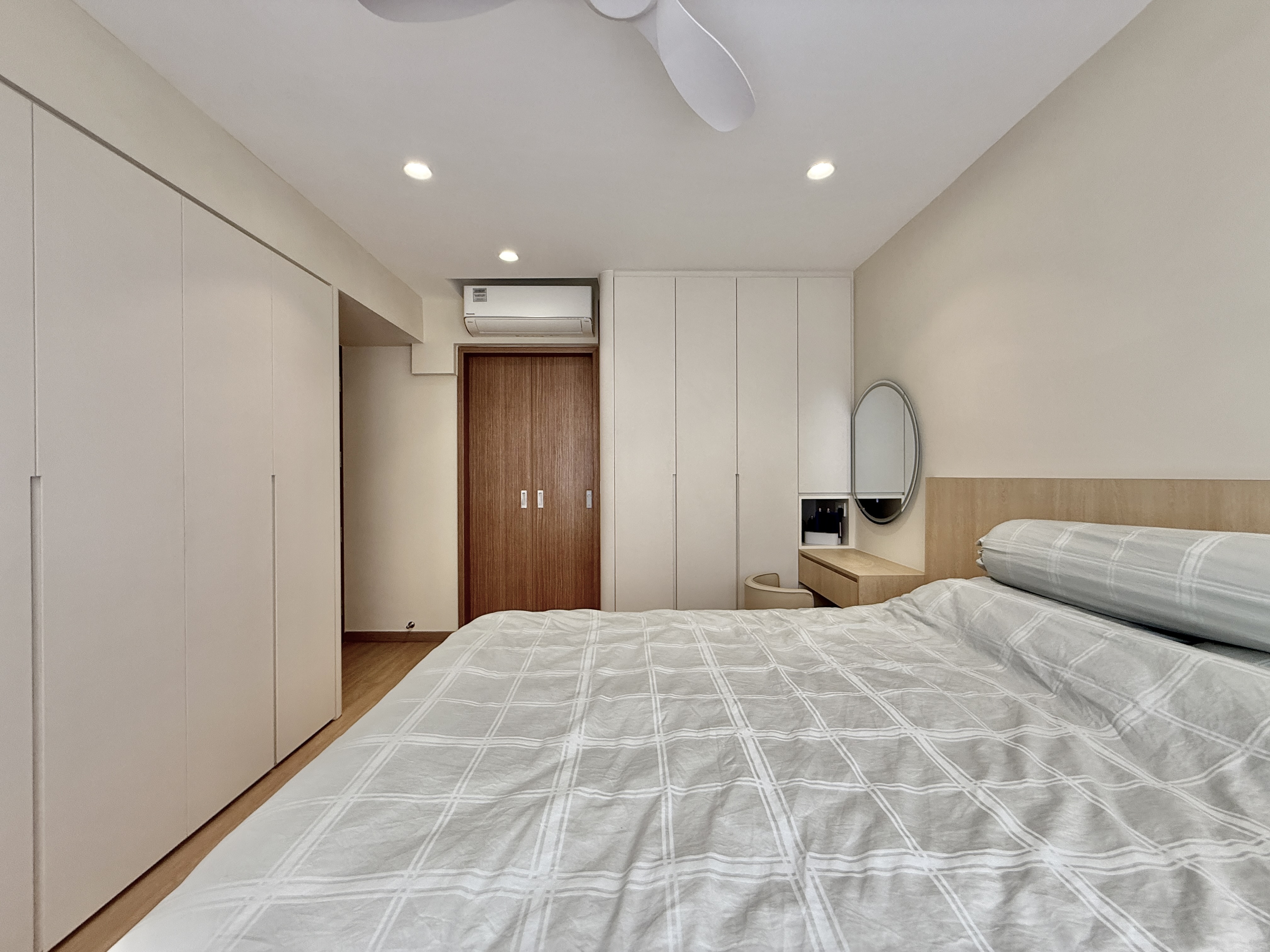 Our Bedroom: Maximizing Space with Minimal Hacking