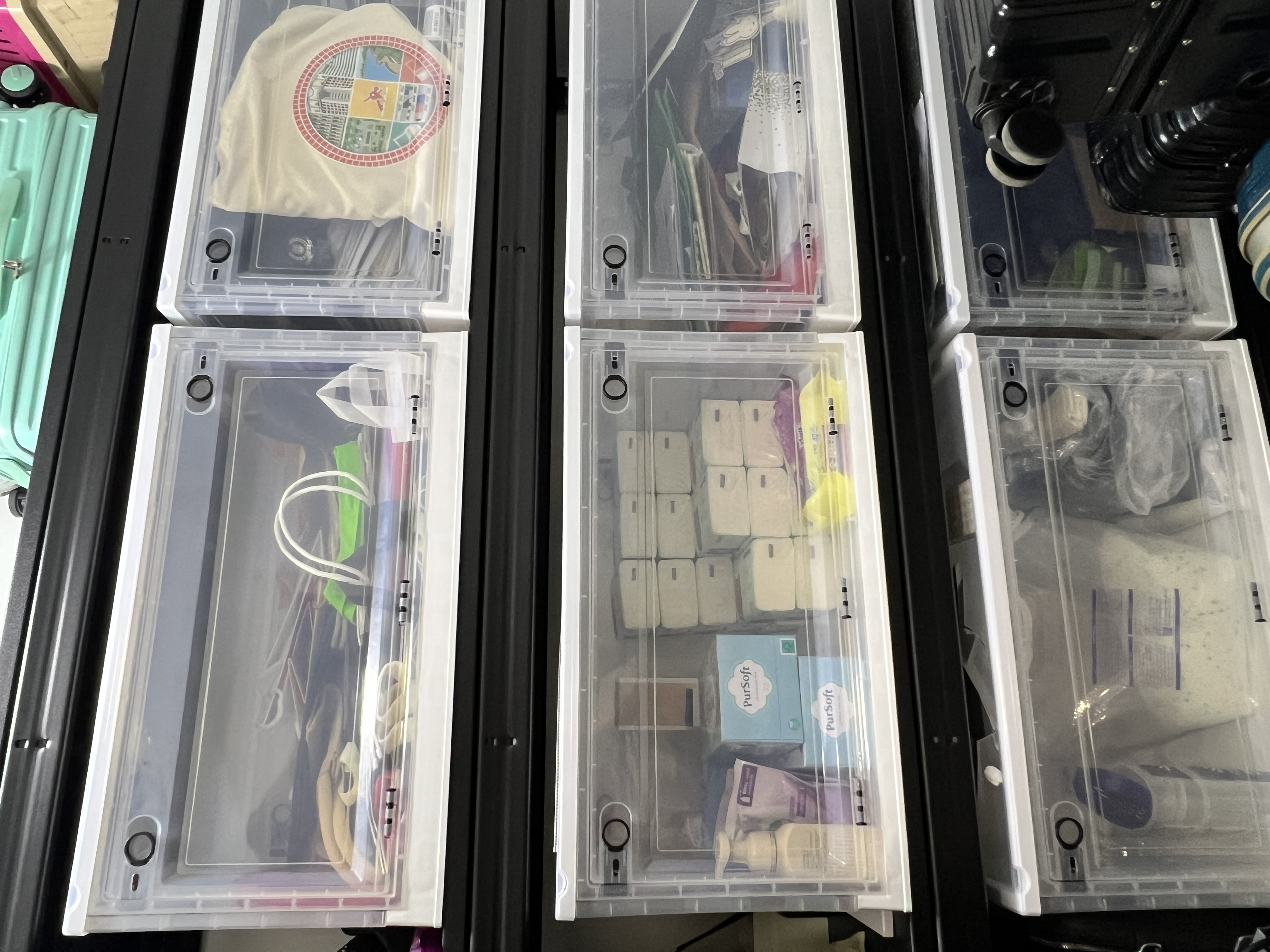 Way-to-have-an-organised-storeroom!-