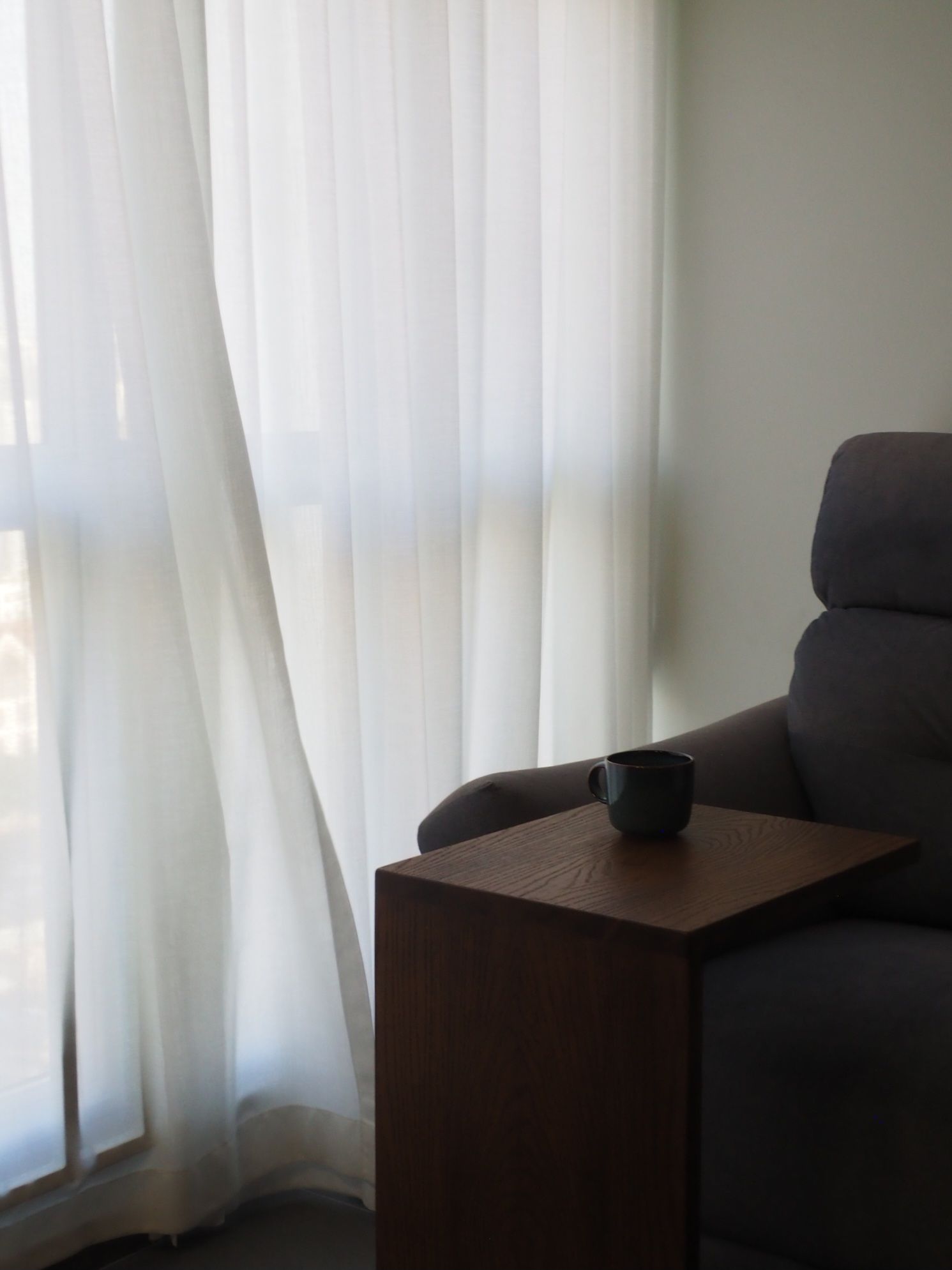 Designed for him: simplicity, comfort and space | 3-room $60k reno