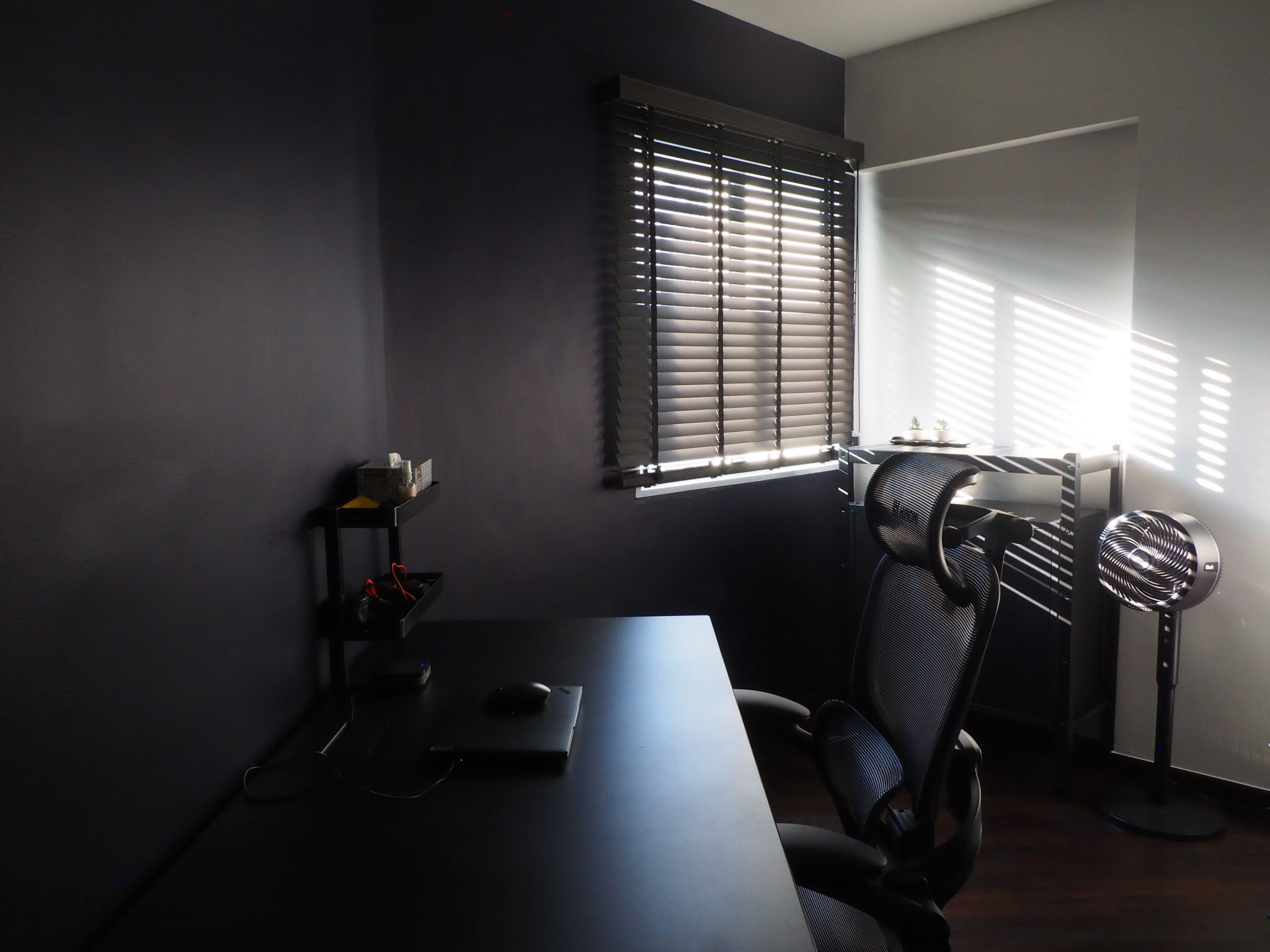 Designed for him: simplicity, comfort and space | 3-room $60k reno