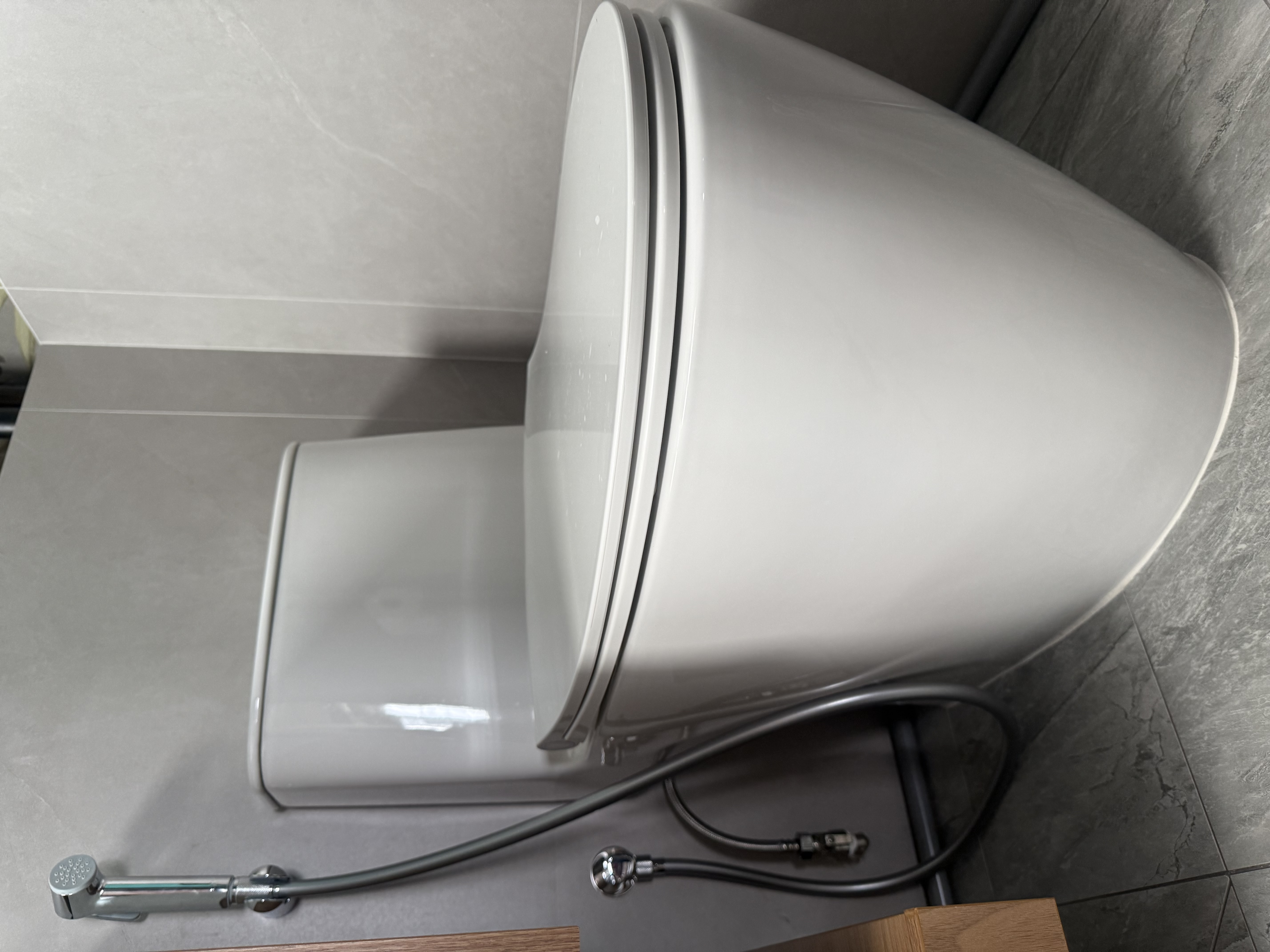 Let’s-talk-business-—-toilet-bowl-edition.-🚽