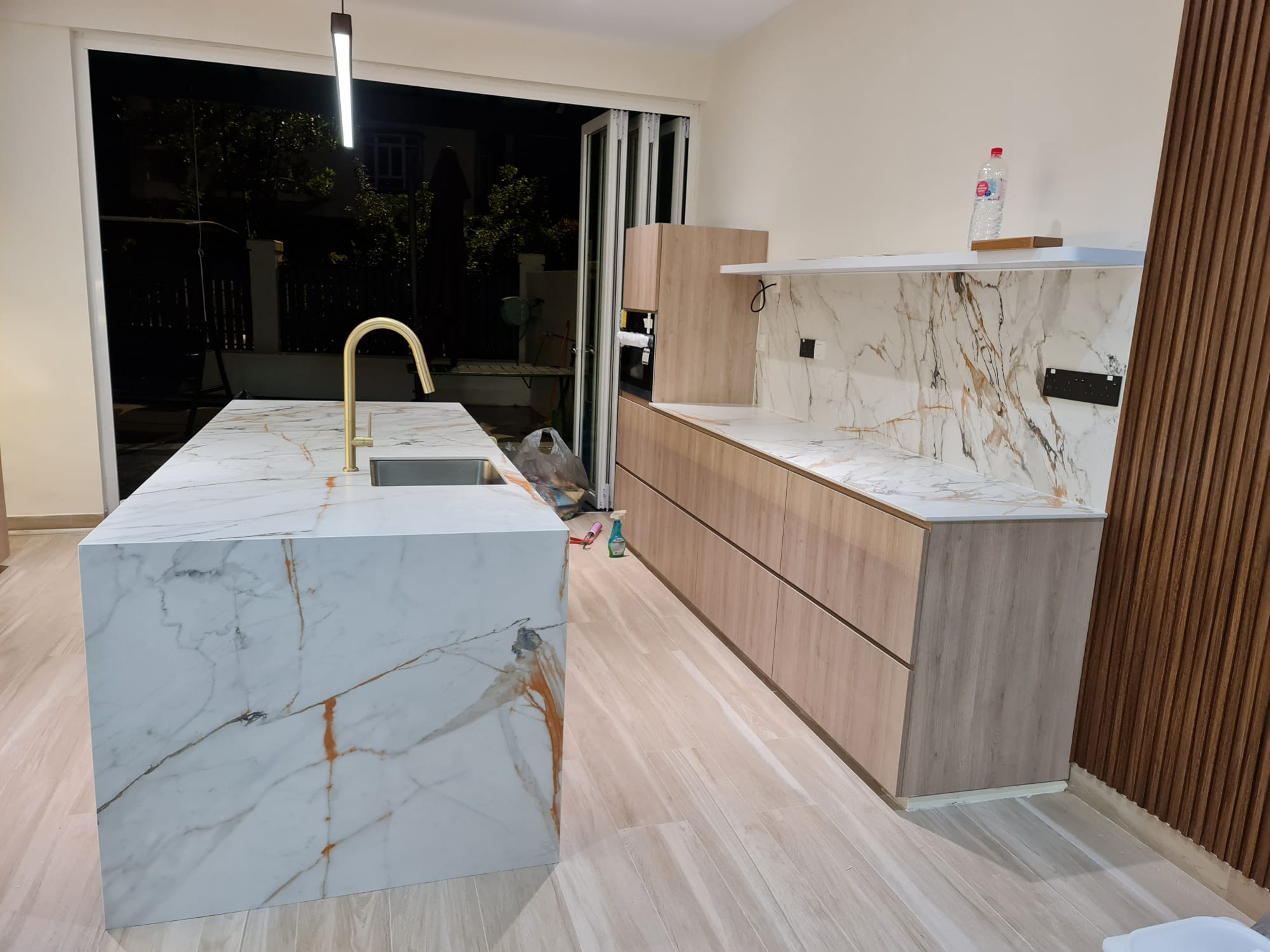 Our-latest-works--Two-Kitchens,-Two-Styles