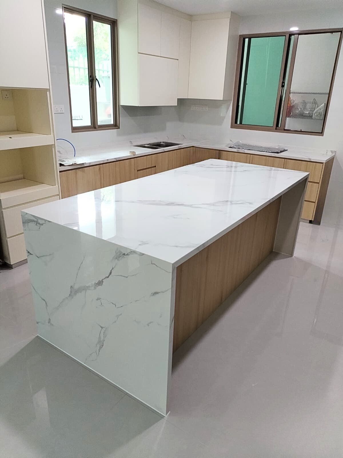 Our-latest-works--Two-Kitchens,-Two-Styles