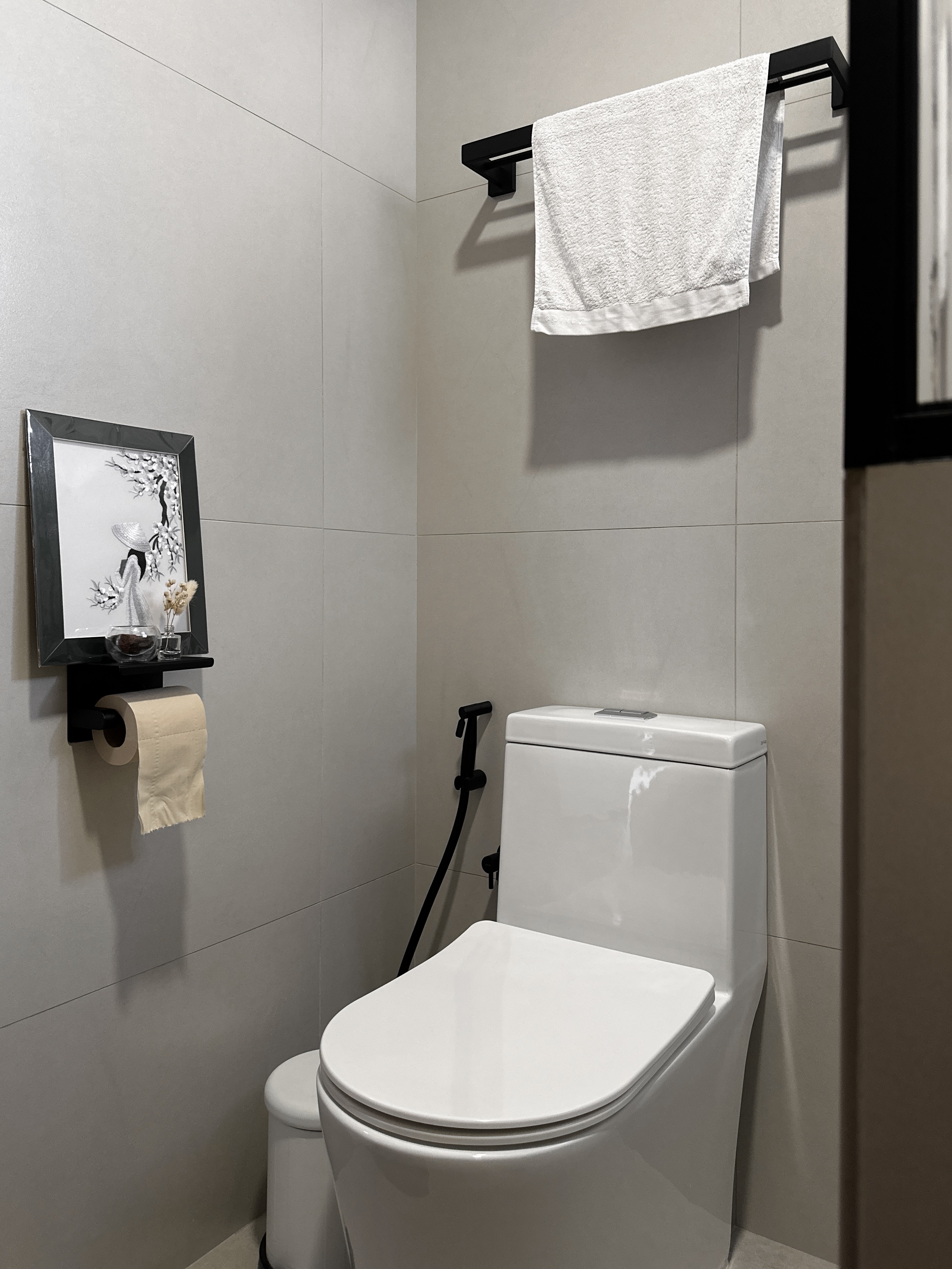 Bathroom Reno Decisions to Ease Cleaning & Maintenance 🛁