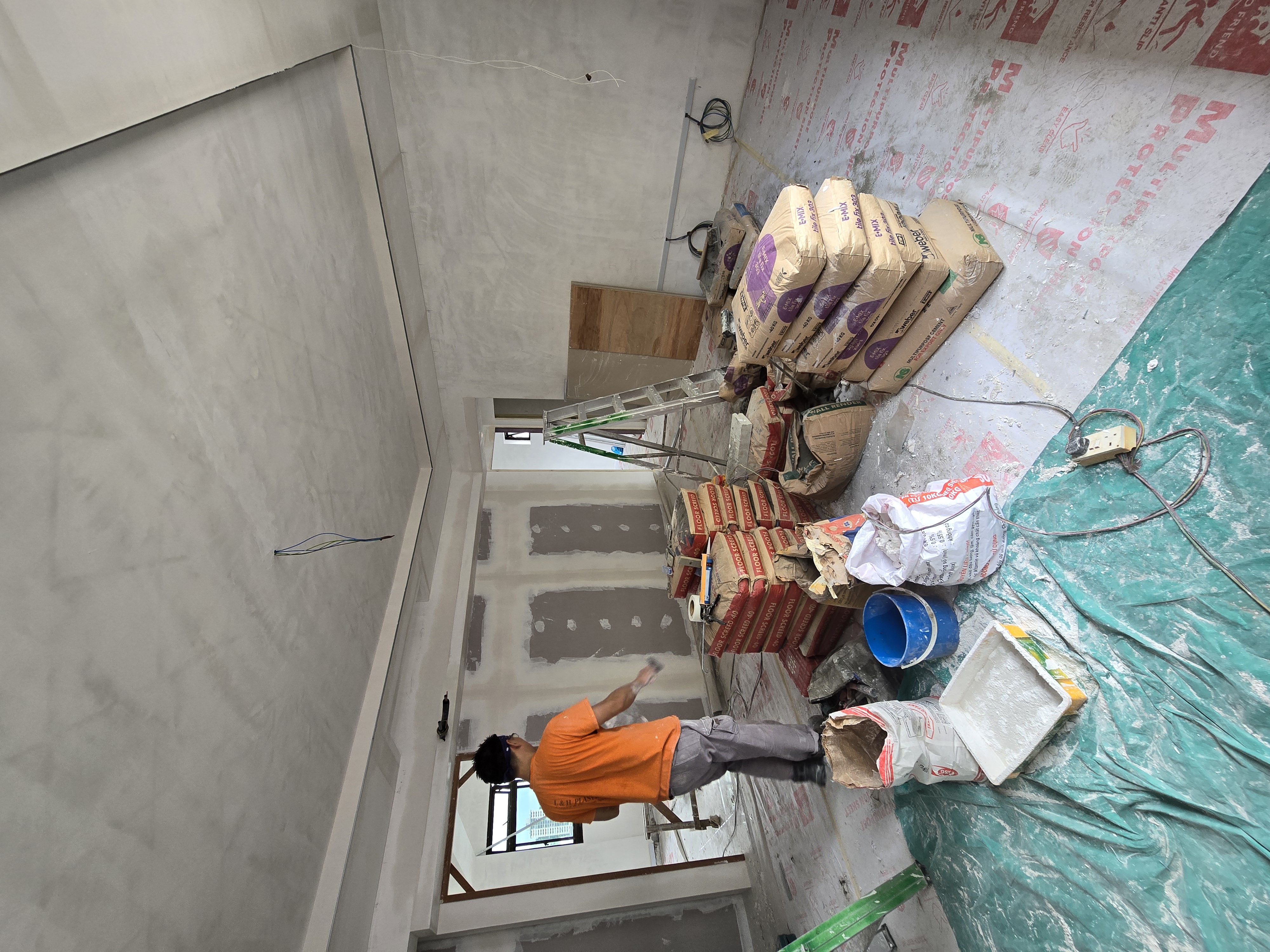 Bared-house-that-shows-the-progress