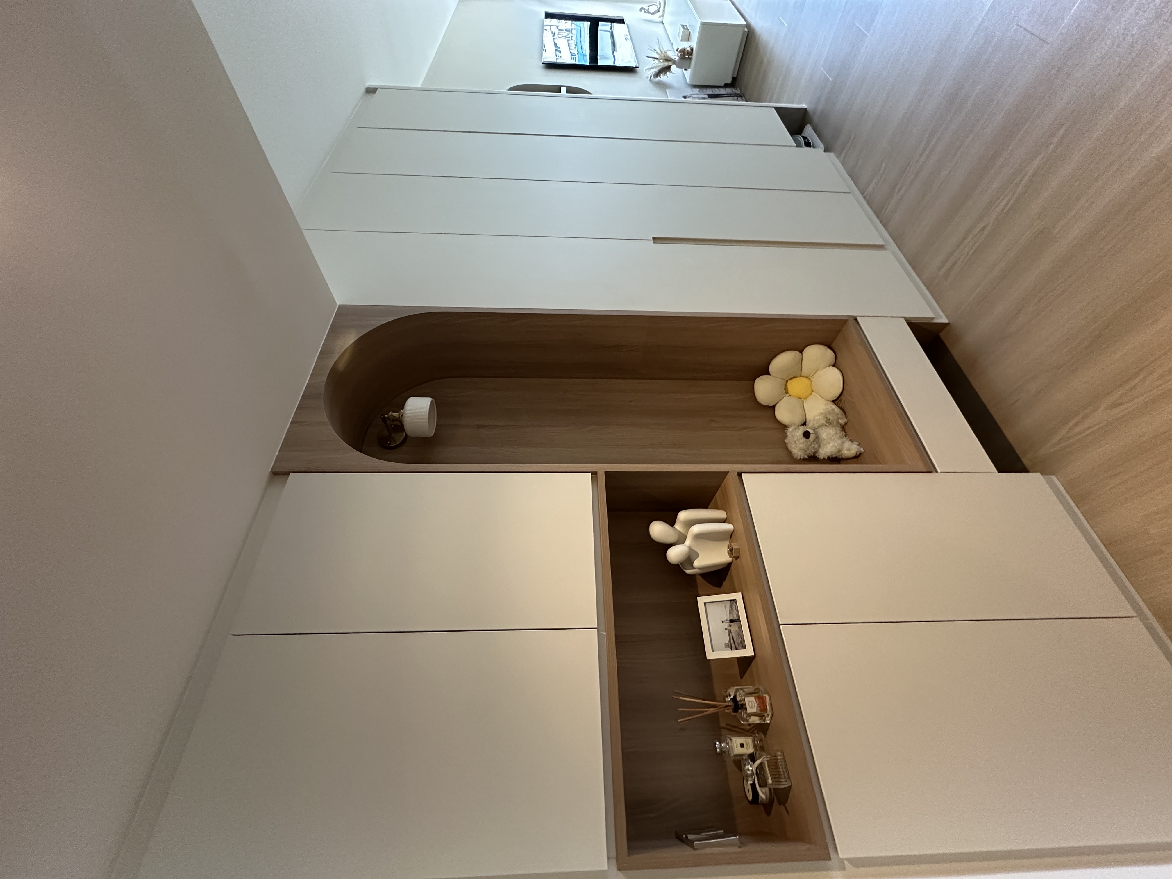 Hello-home!---a-warm-welcome-starts-here-