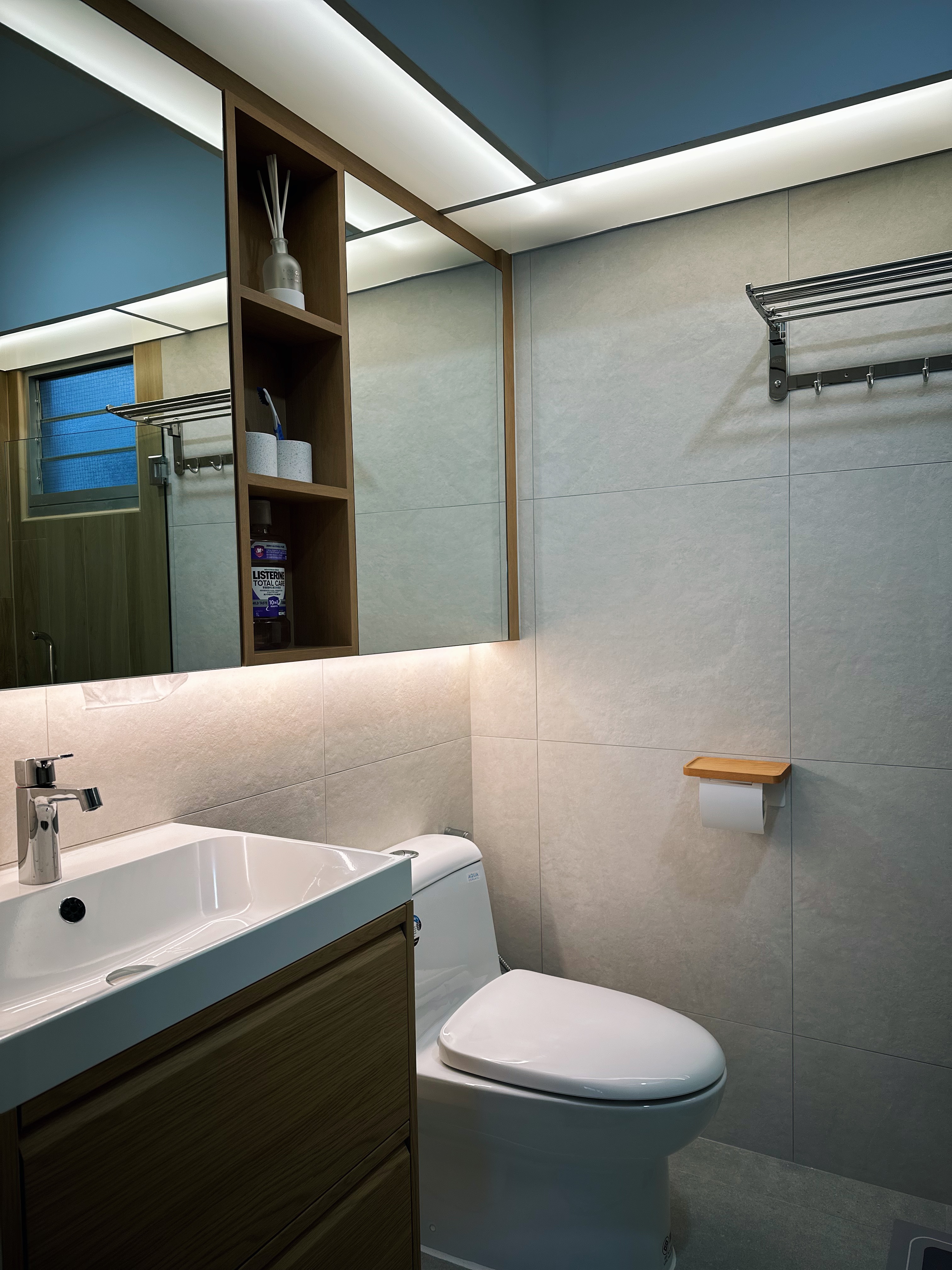 🏴‍☠️ The Grand Line of Clean – Our Bathroom Voyage Begins