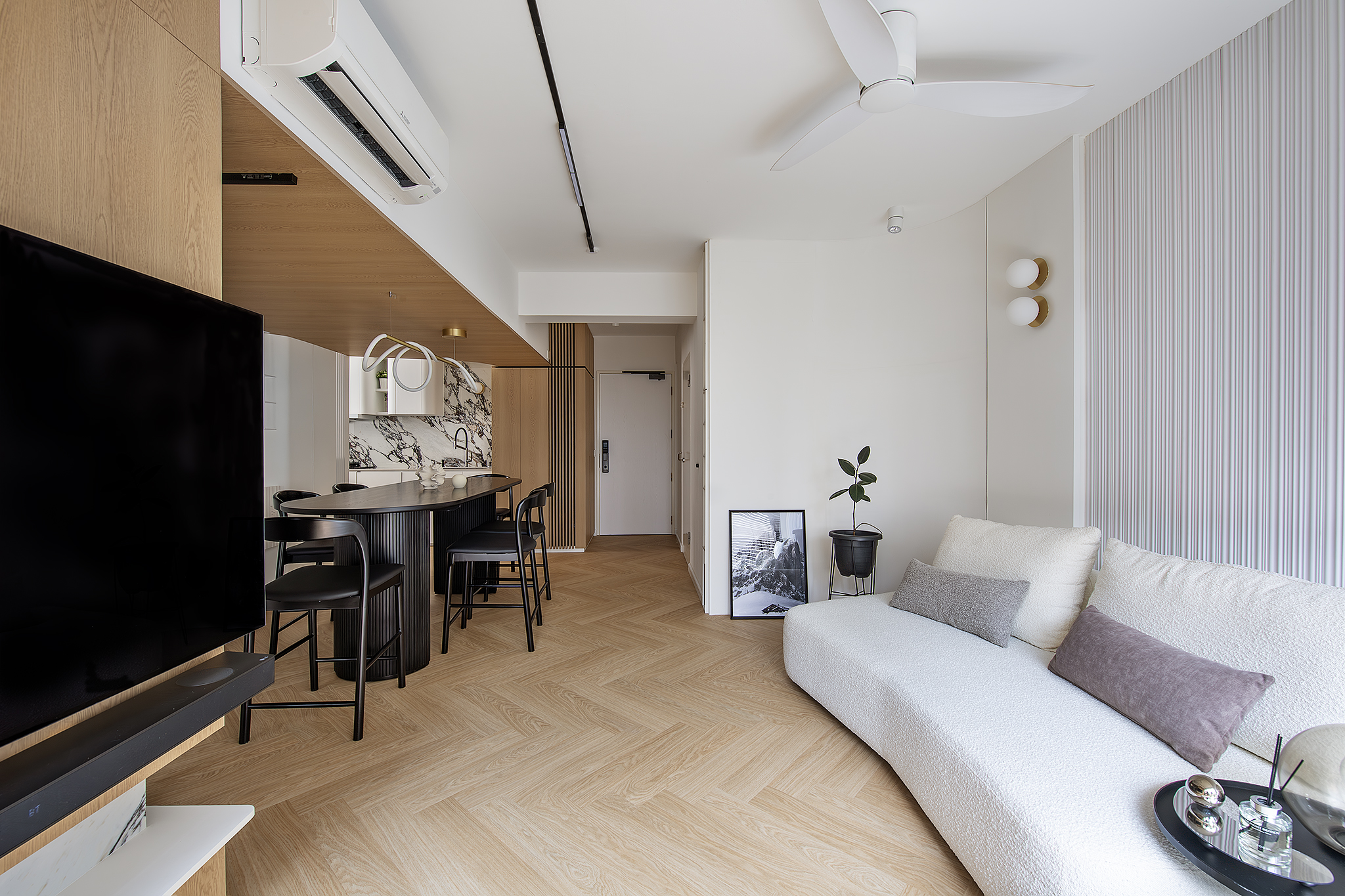 Fernvale Palms: Form & Function Having Fun