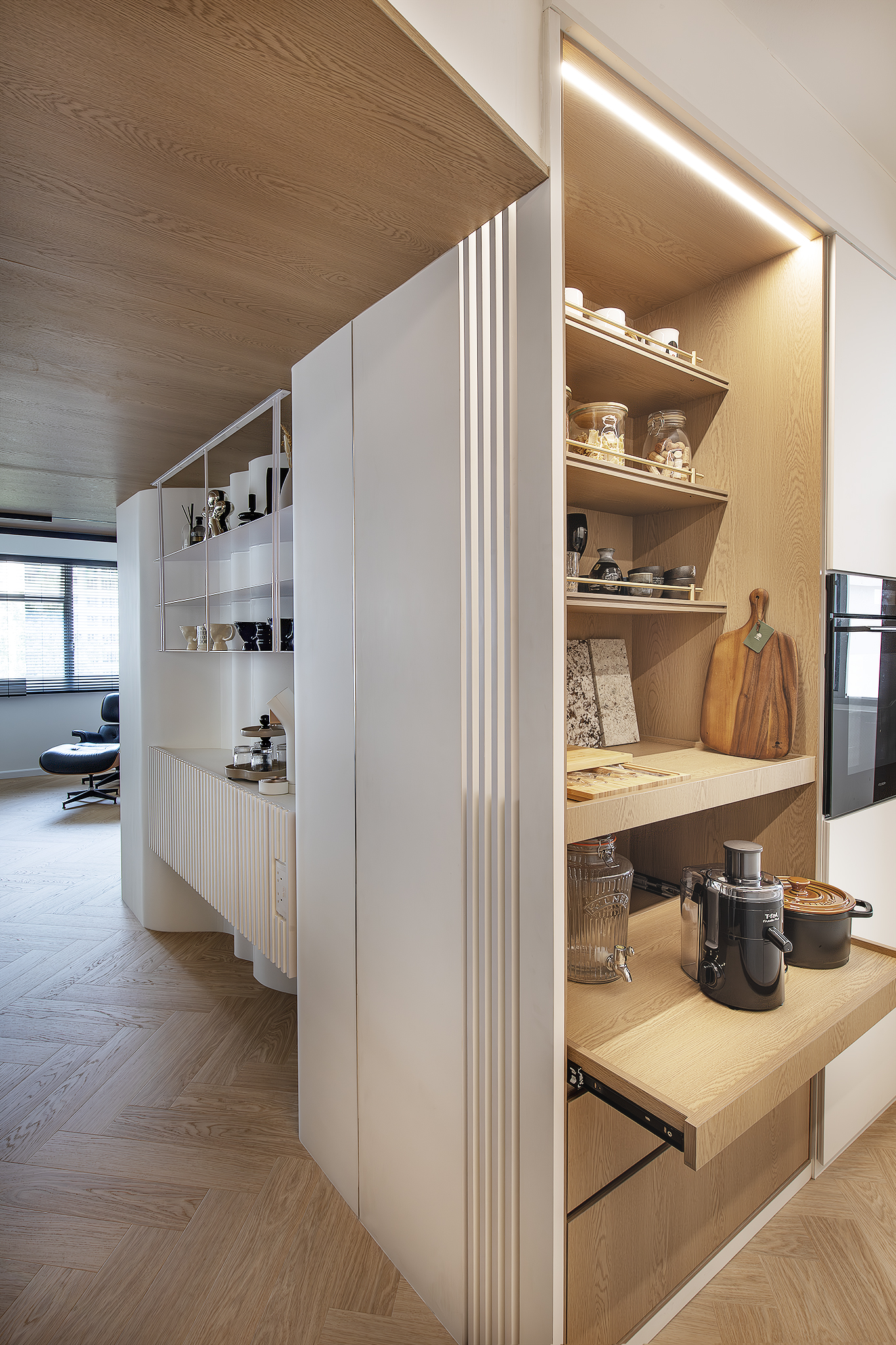 Fernvale Palms: Form & Function Having Fun