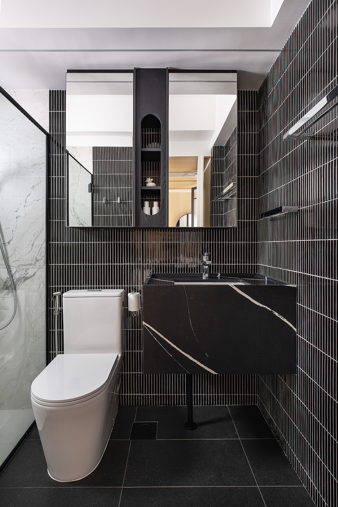 Fernvale Palms: Form & Function Having Fun