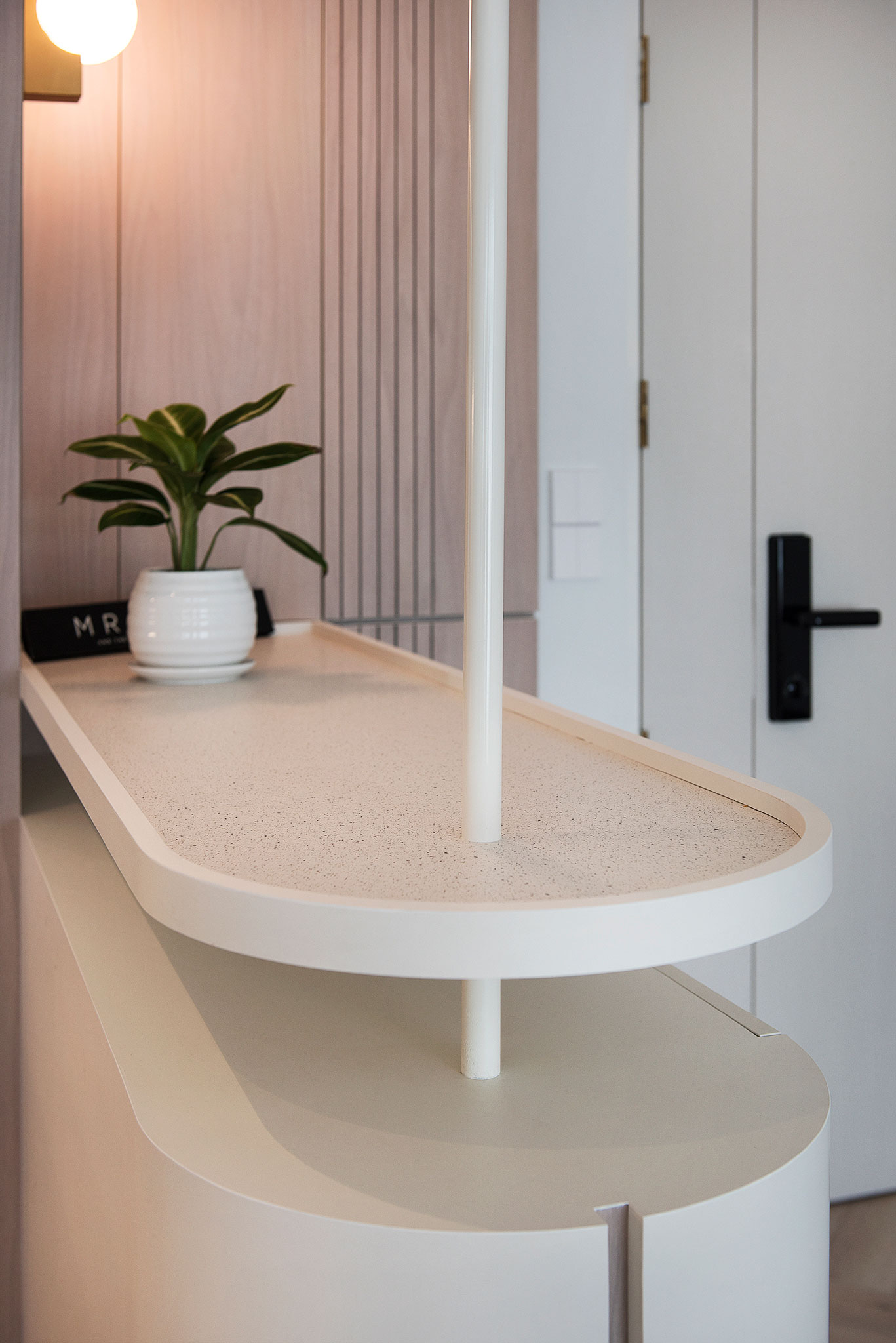 Keat Hong Mirage: The Motion Illusion