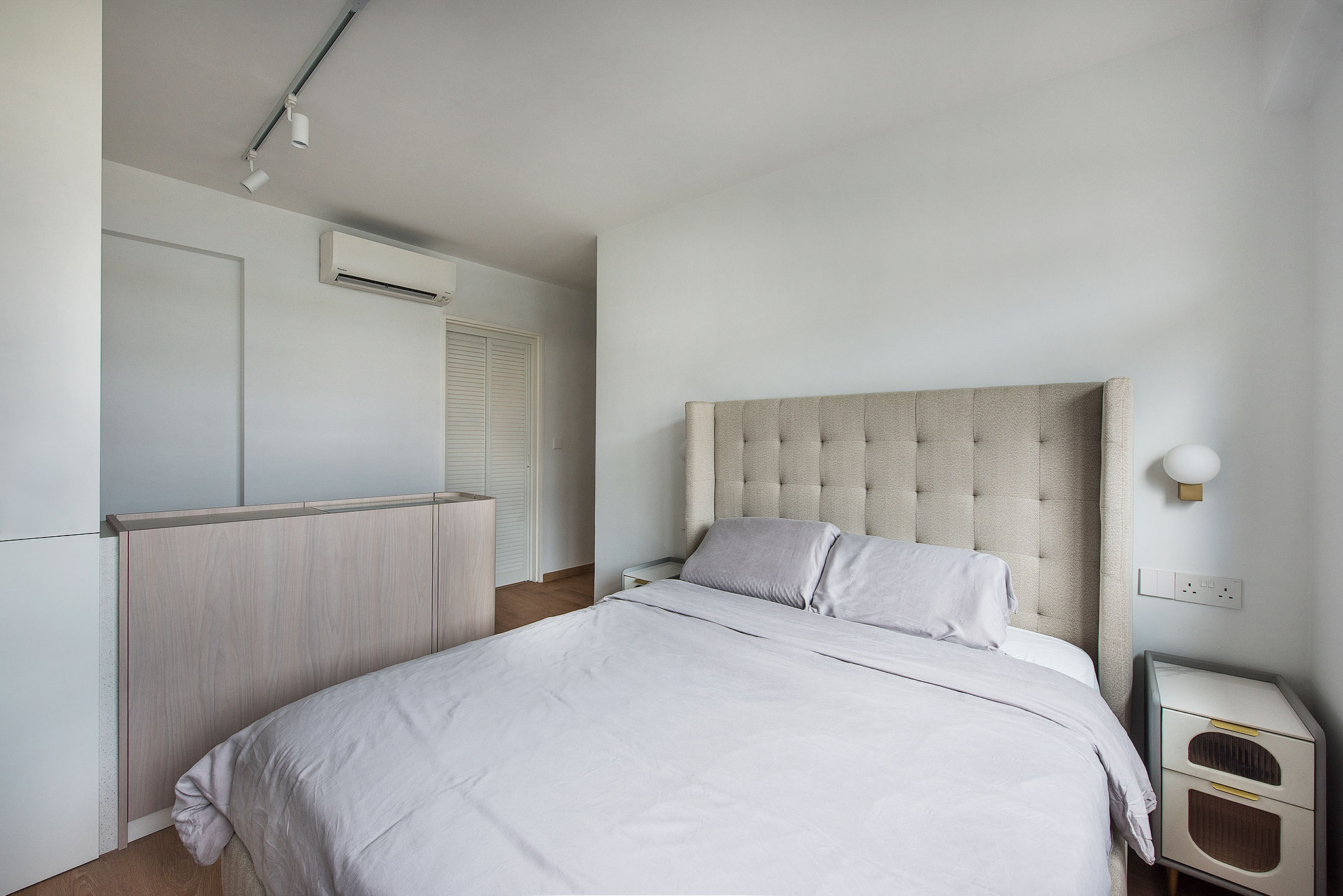 Keat Hong Mirage: The Motion Illusion