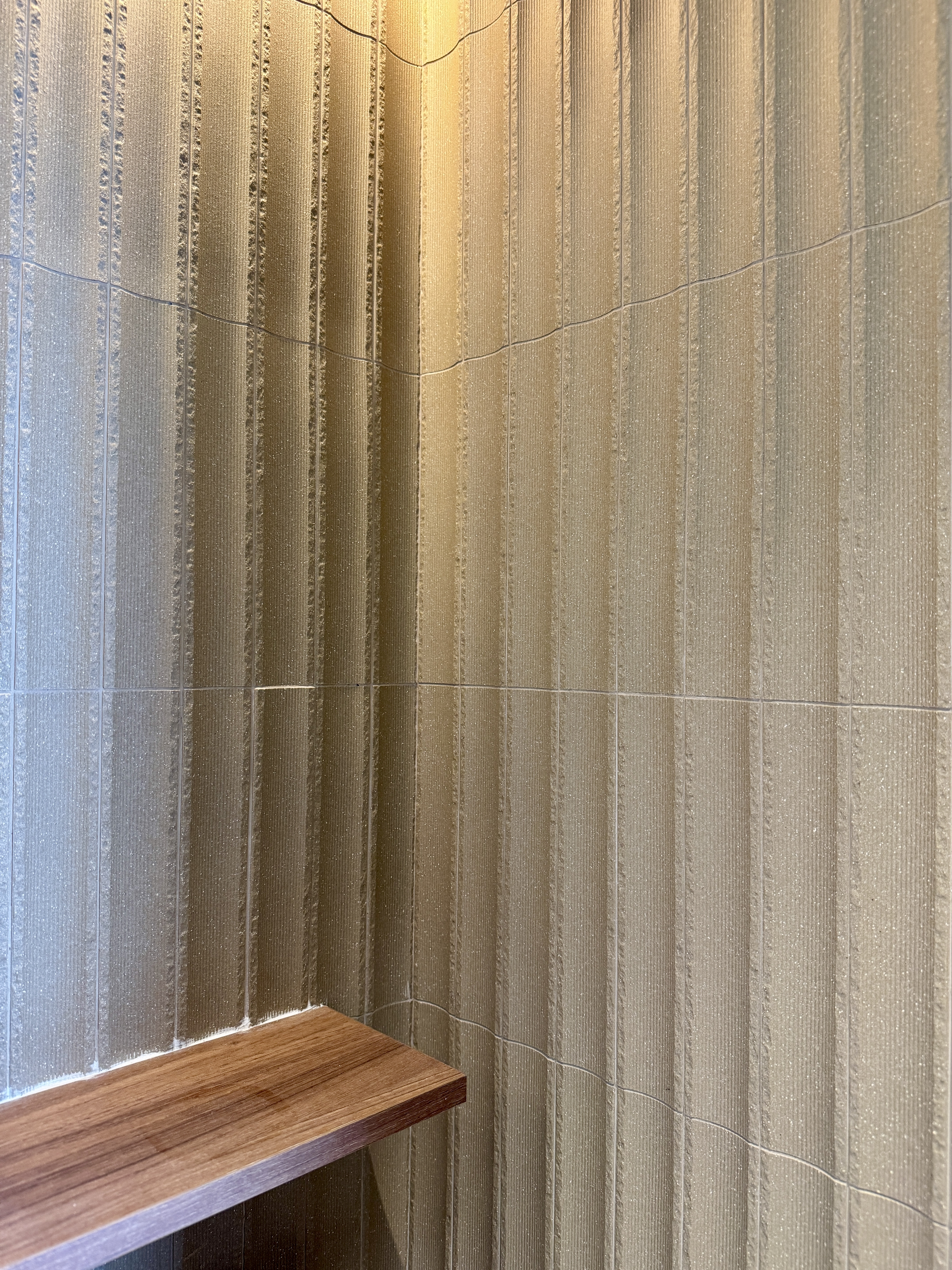 Textured bathrooms made for relaxing private time 🤫💩