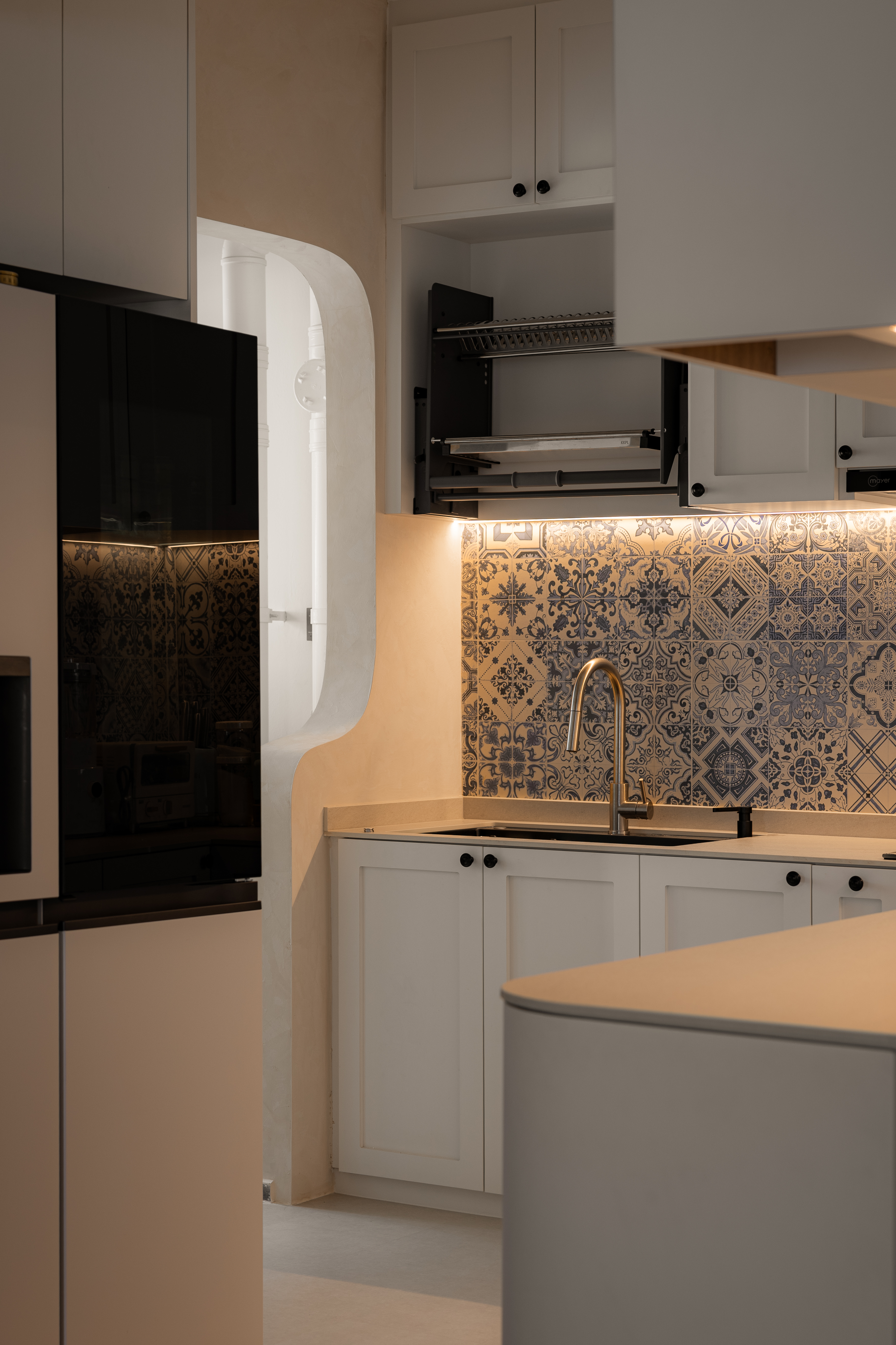 🔵A BTO kitchen that’s both French and Wabi—who else gets it?!