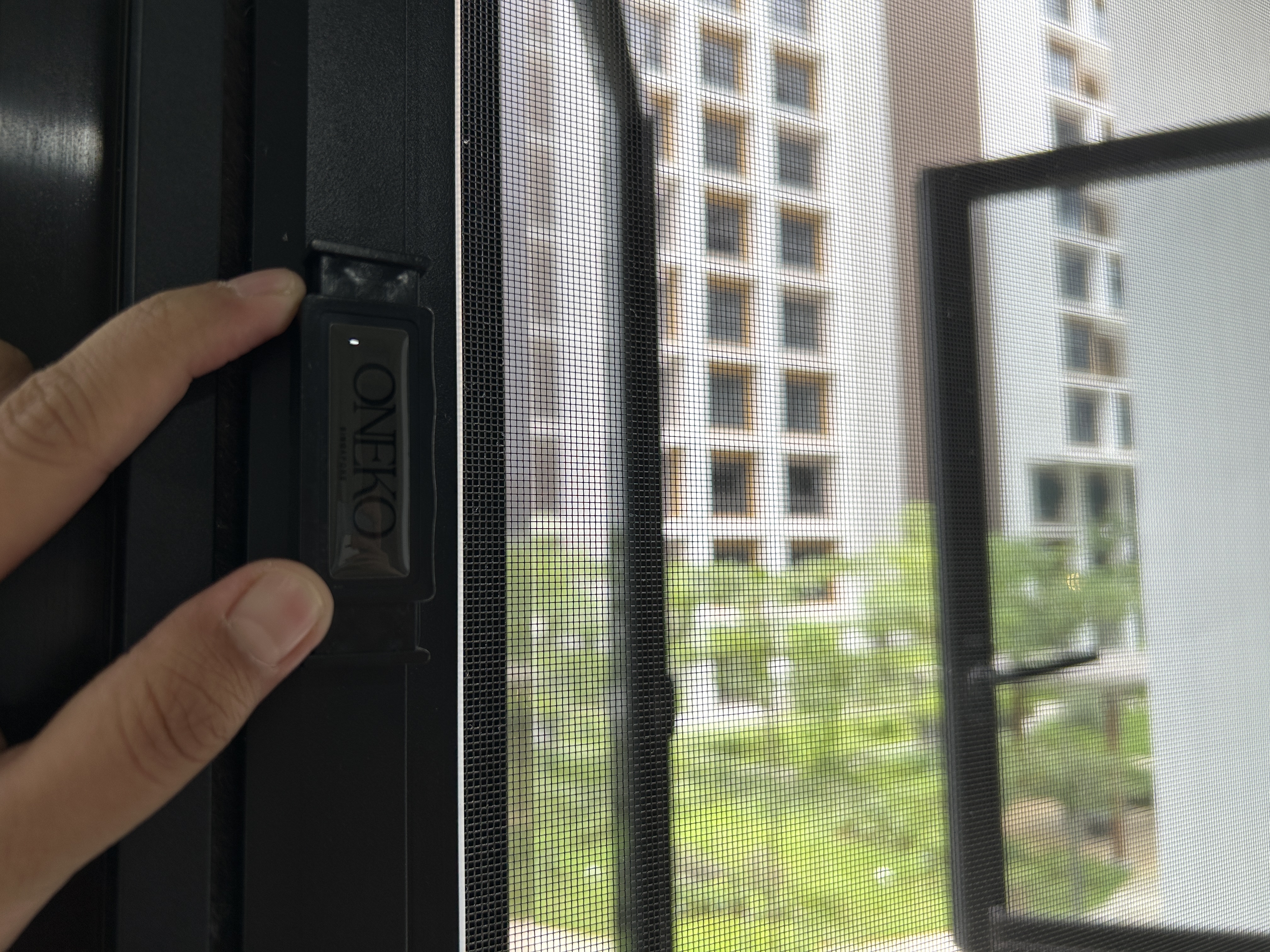 Good ventilation, mesh, deco and random buys that complete our home!