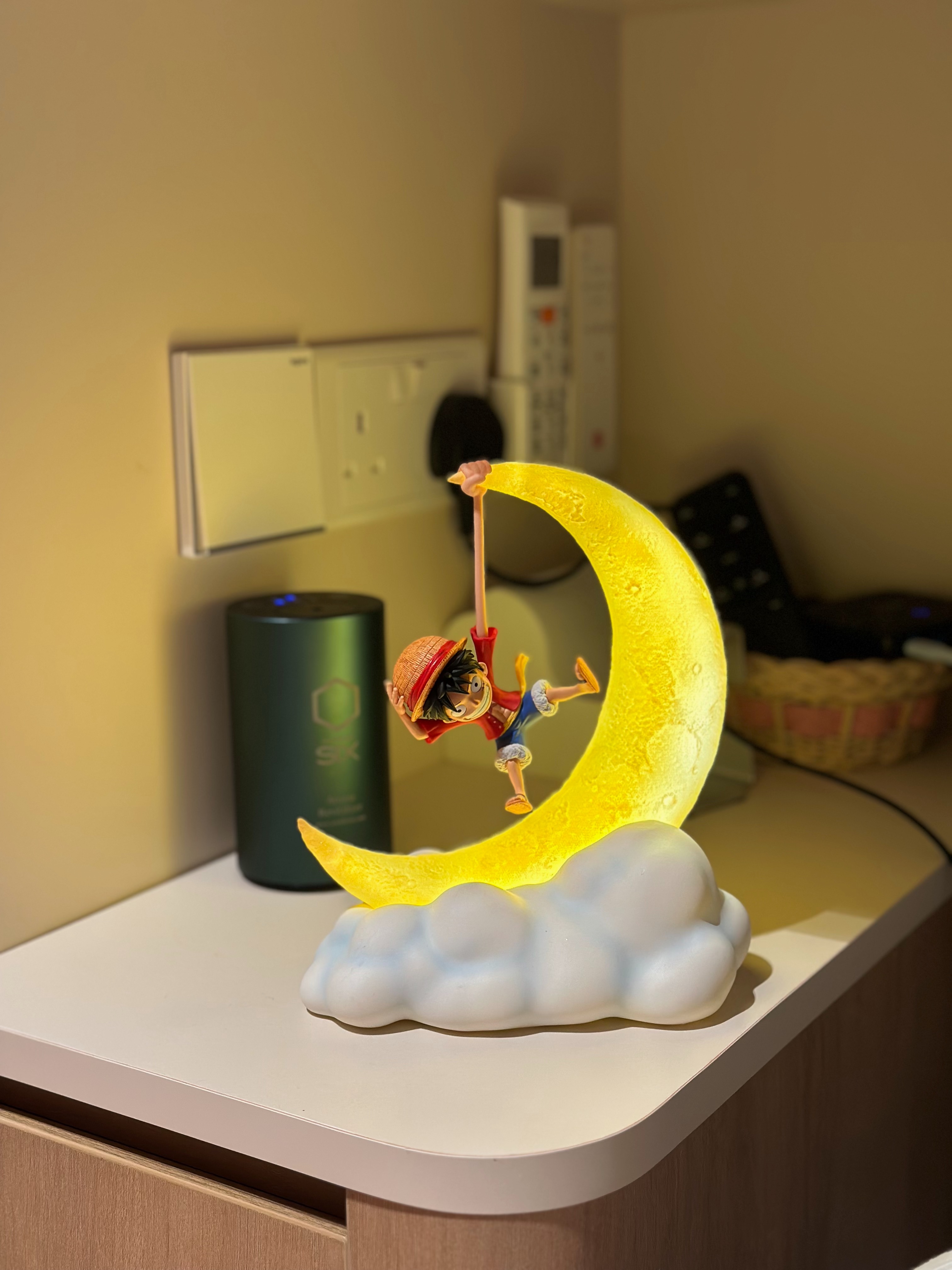 🌙 Where Lady Cluckie Sleeps & Captain Cluck Dreams