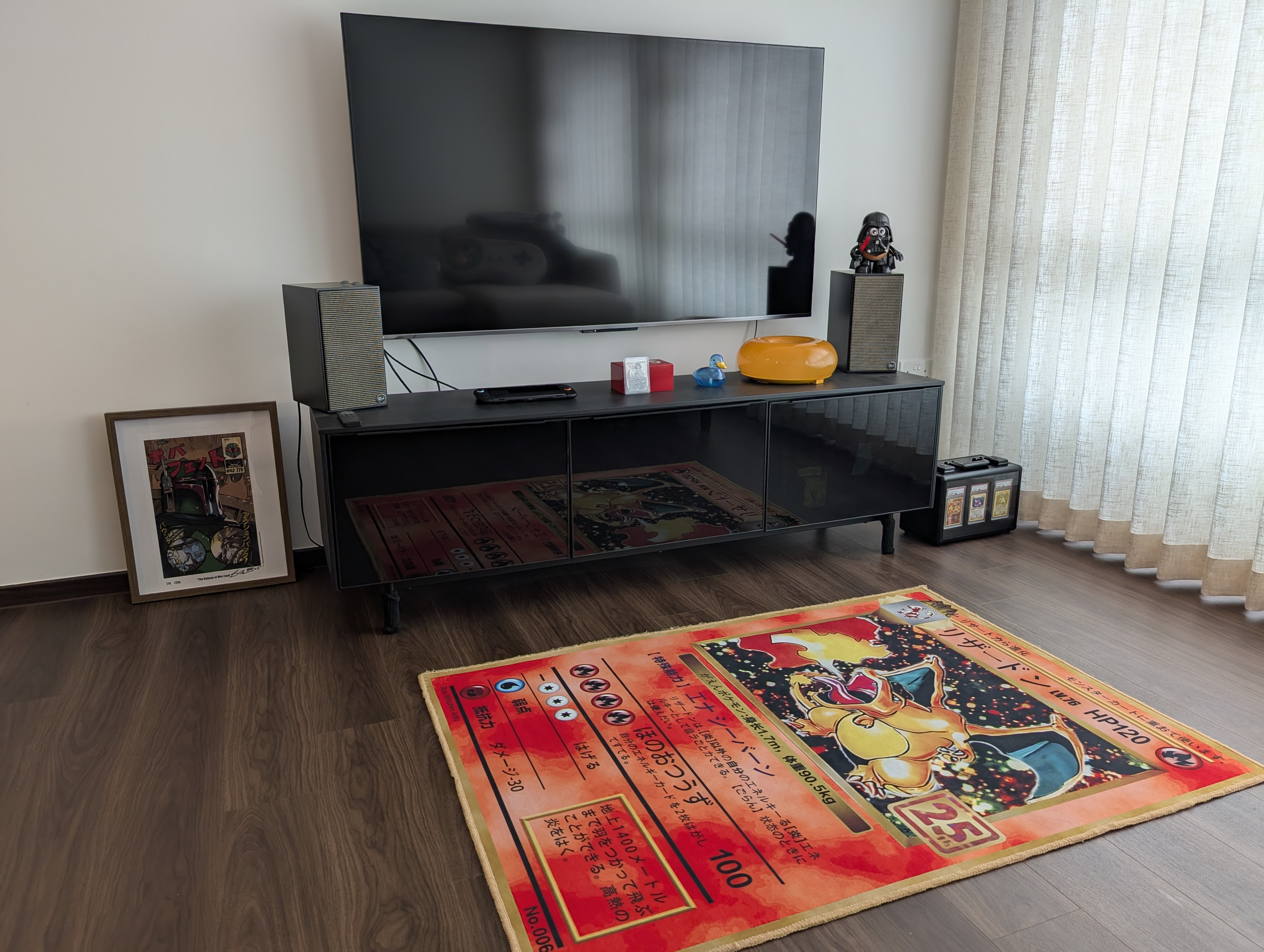 Sofa so good in here.