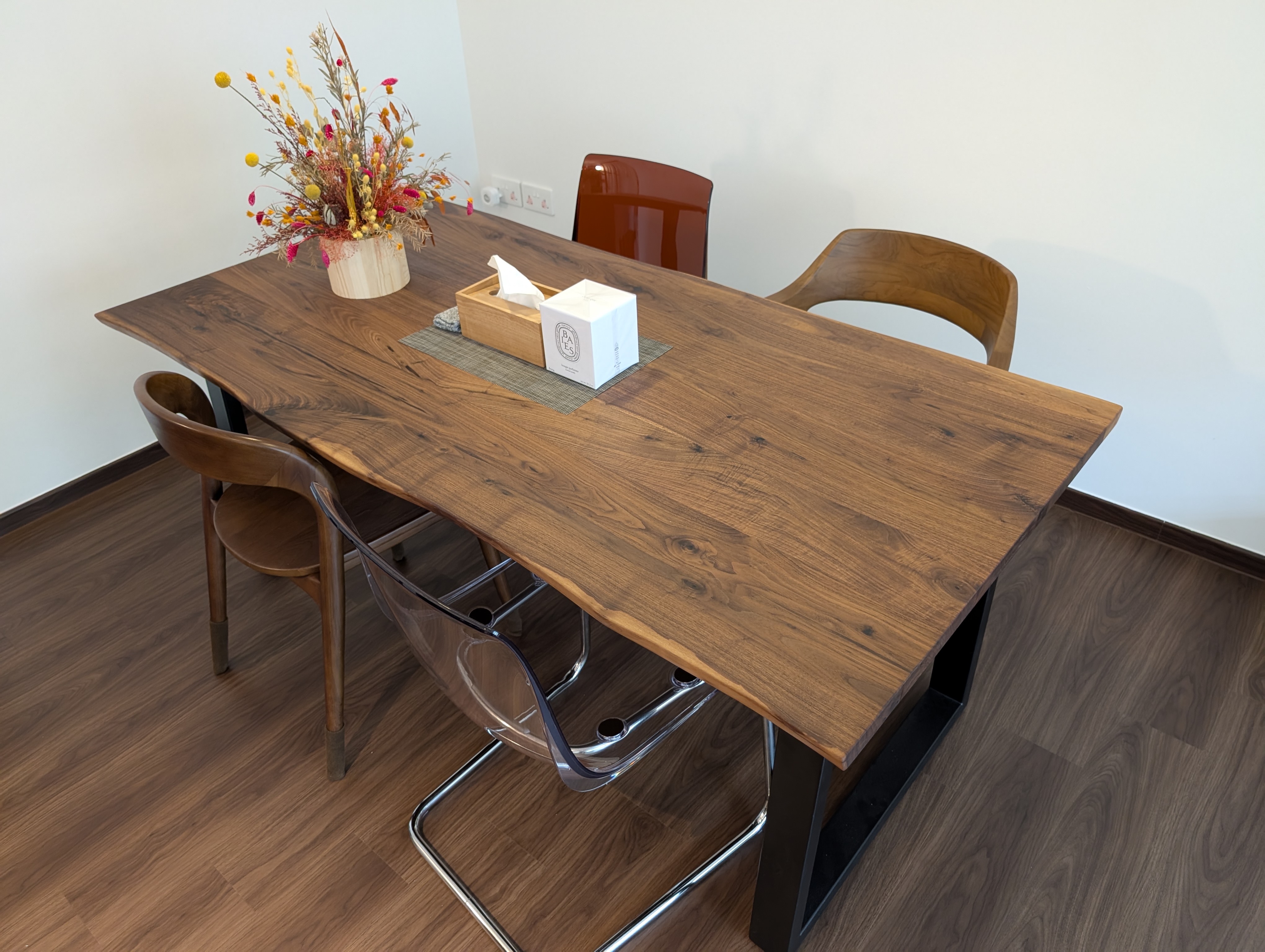 Sofa so good in here.