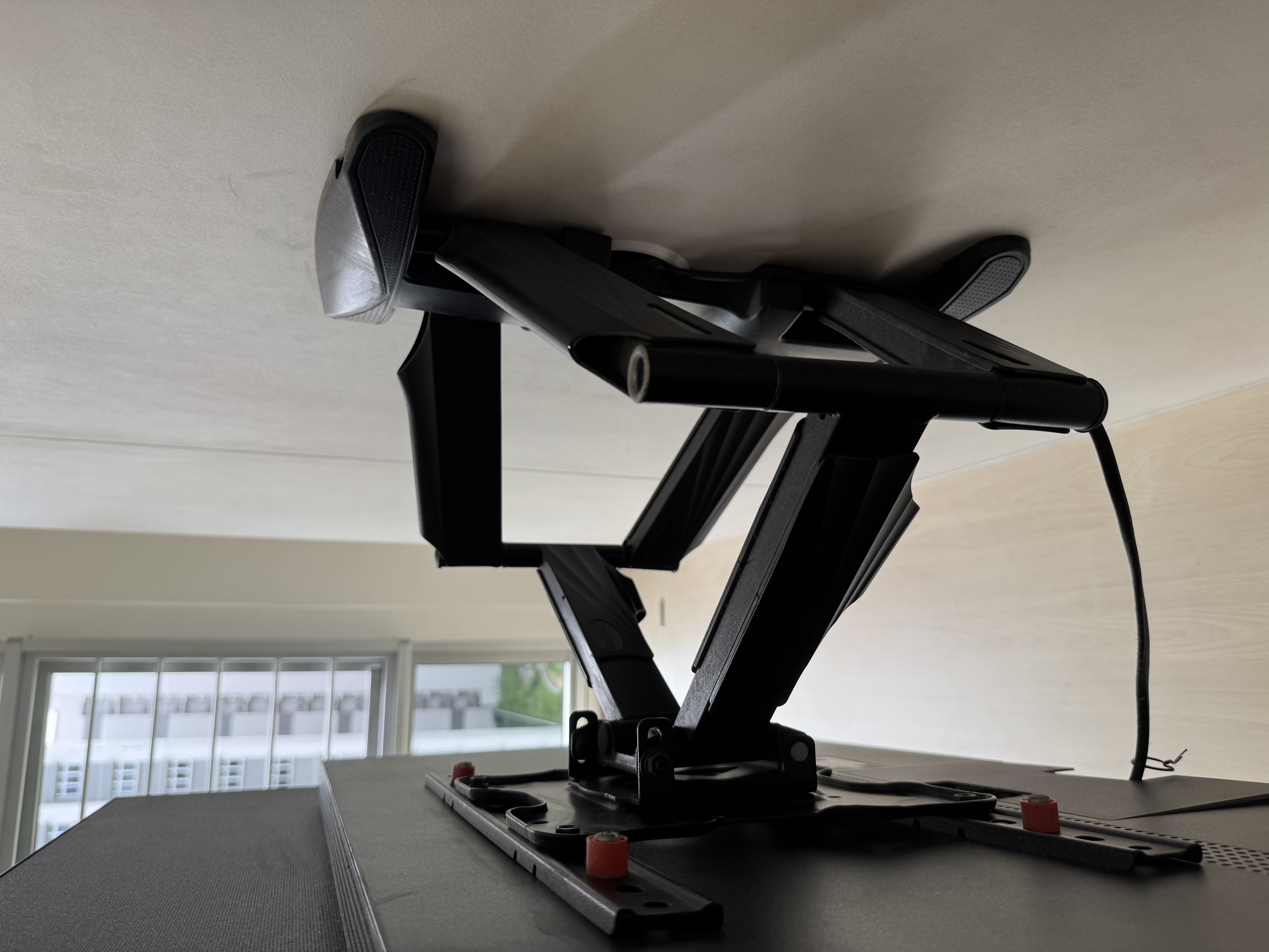 Clean, Sleek & Minimalist Entertainment Zone with hidden cables