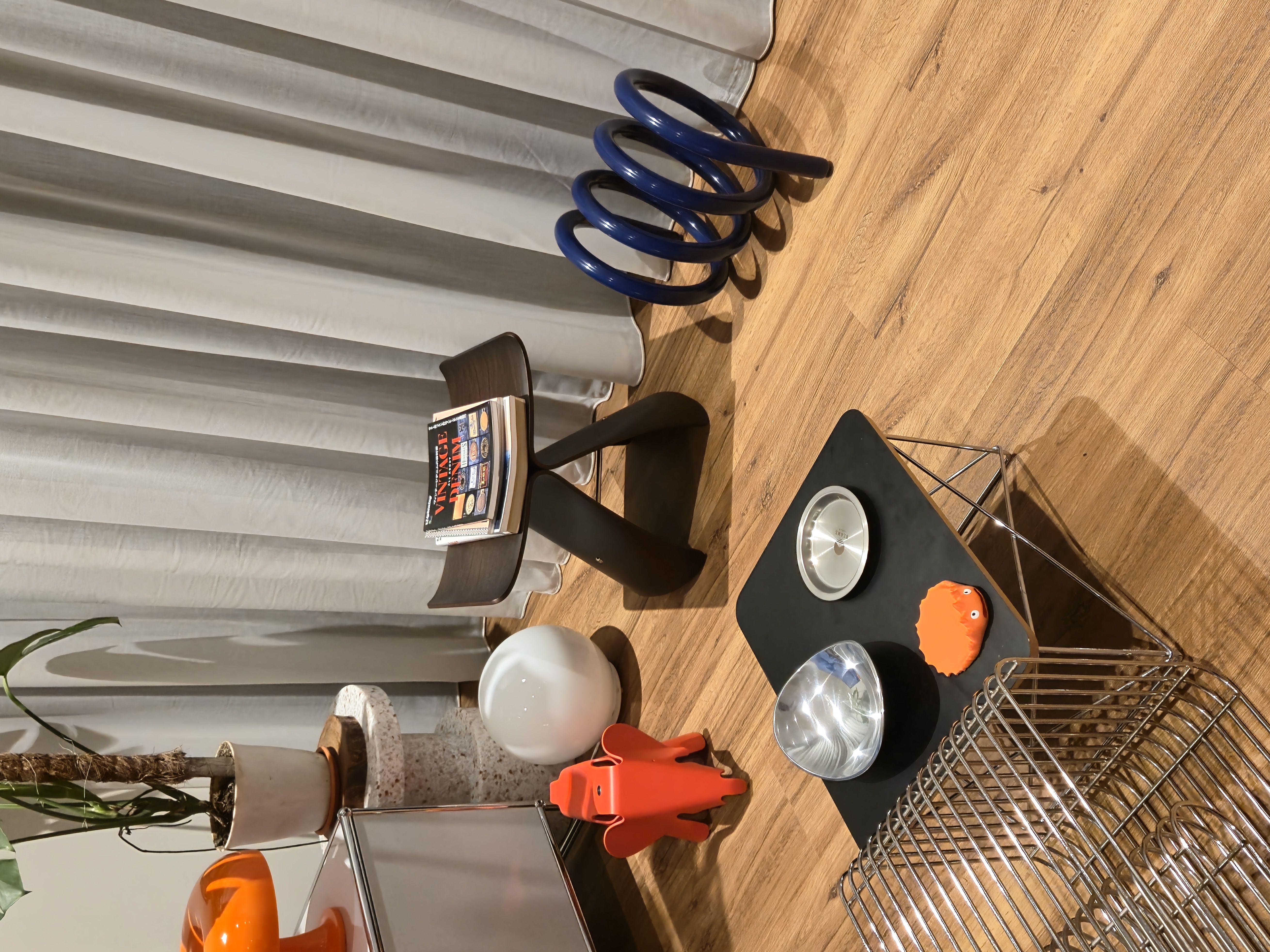 a sneak peek of our kinda eclectic, kinda kawaii house 😬