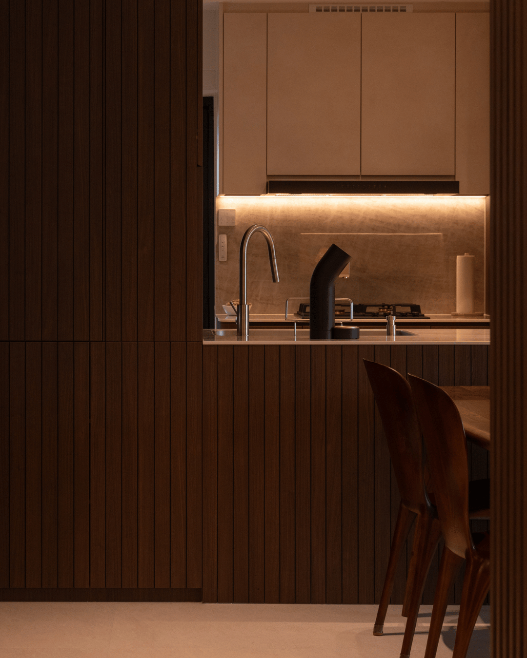 Earthy Tones, Effortless Living: Our Open-Concept Sanctuary