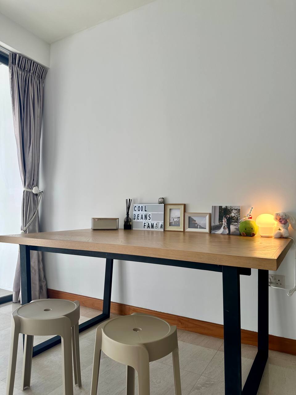 house tour v1.0 — our temporary minimalist home 🏡🤍🤎