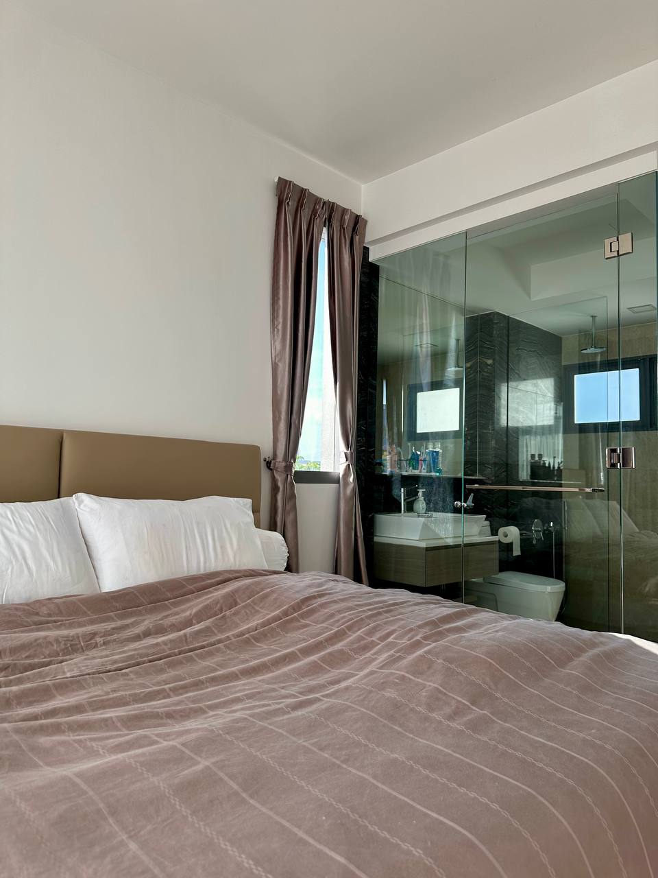 house tour v1.0 — our temporary minimalist home 🏡🤍🤎